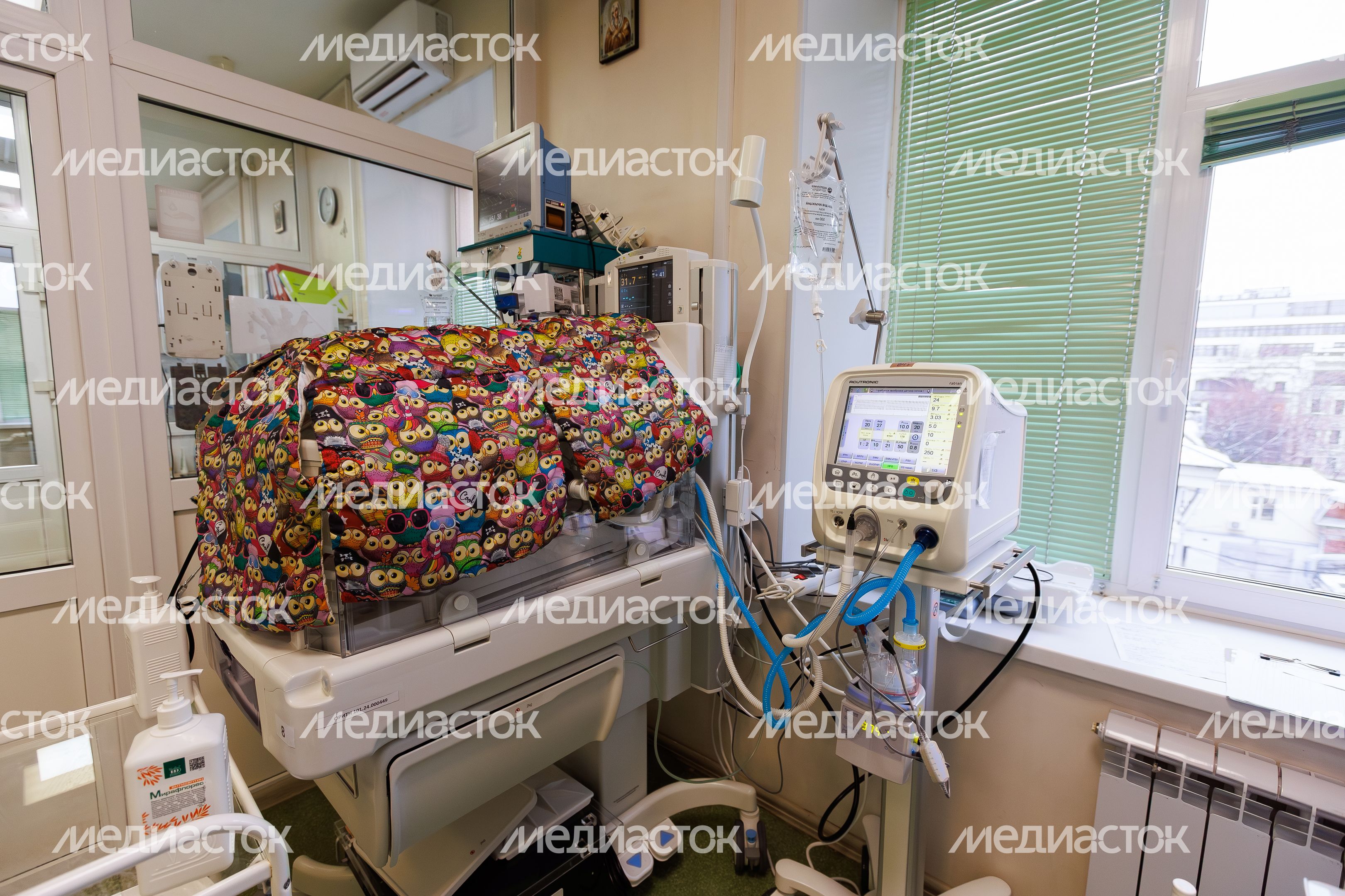 Палата интенсивной терапии новорожденных Московского областного НИИ акушерства и гинекологии имени академика В.И. Краснопольского (МОНИИАГ) Палата интенсивной терапии новорожденных Московского областного НИИ акушерства и гинекологии имени академика В.И. Краснопольского (МОНИИАГ)