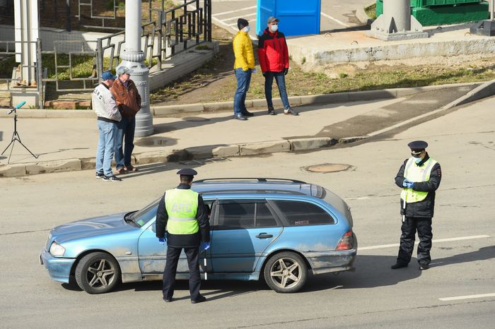 Проверка пропусков на въезде в Москву в период самоизоляции