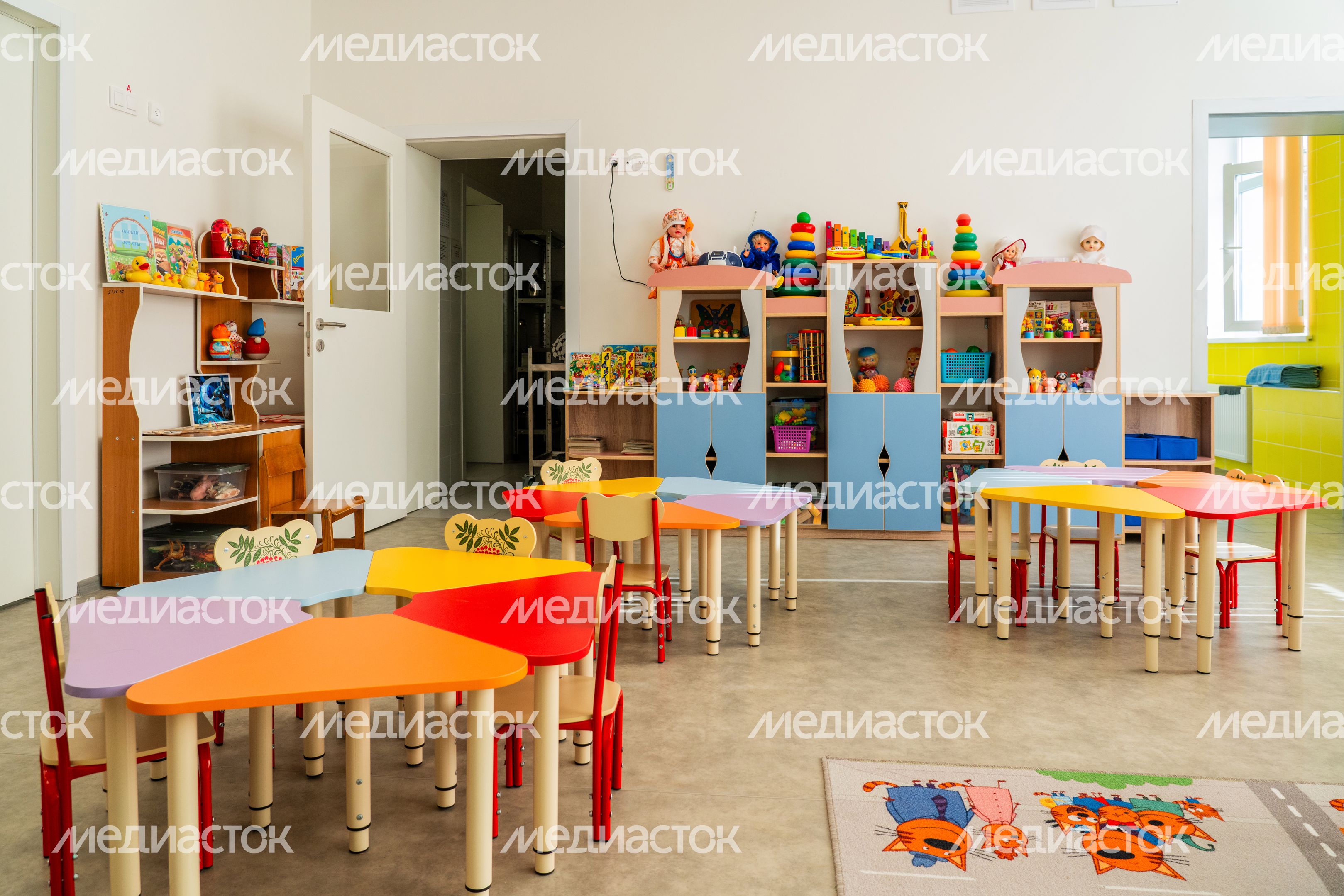 Игровая комната в детском саду №44 поселка Радумля округа Солнечногорск после капитального ремонта Игровая комната в детском саду №44 поселка Радумля округа Солнечногорск после капитального ремонта