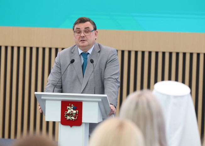 Подмосковных соцработников поздравили с их профессиональным праздником