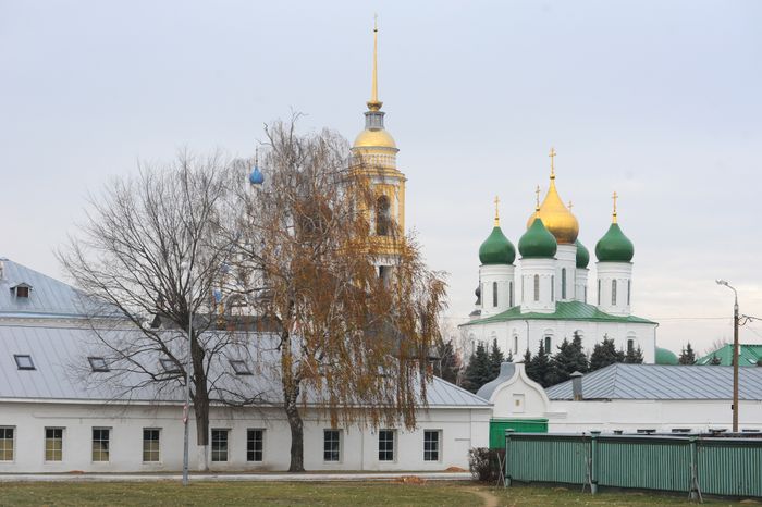 Вид на Успенский собор в Коломне