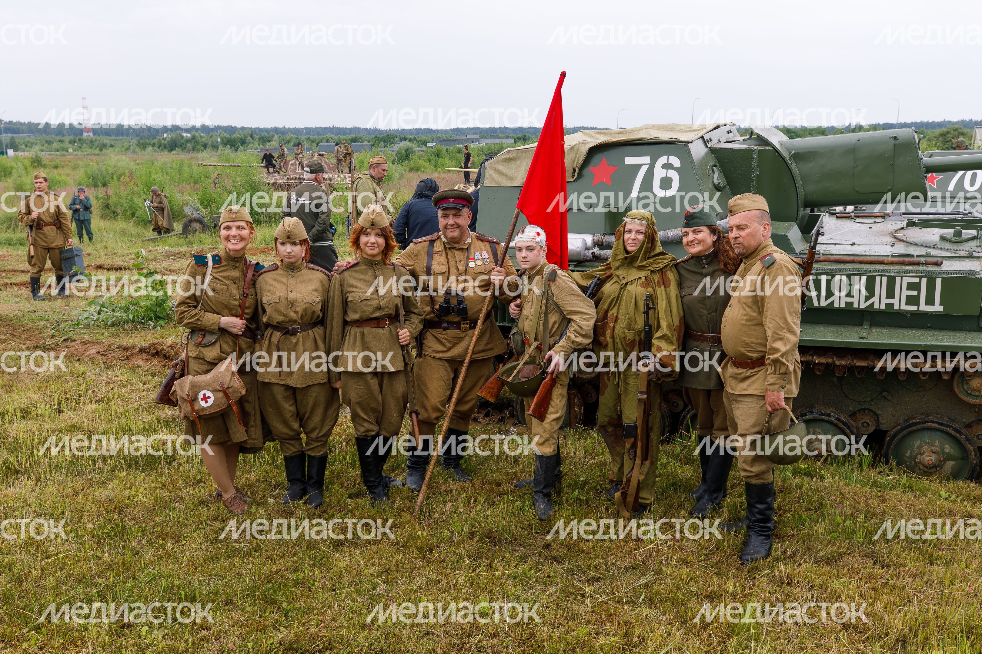Эпизод Курской битвы под Прохоровкой на военно-исторической реконструкции в Центральном парке «Патриот»