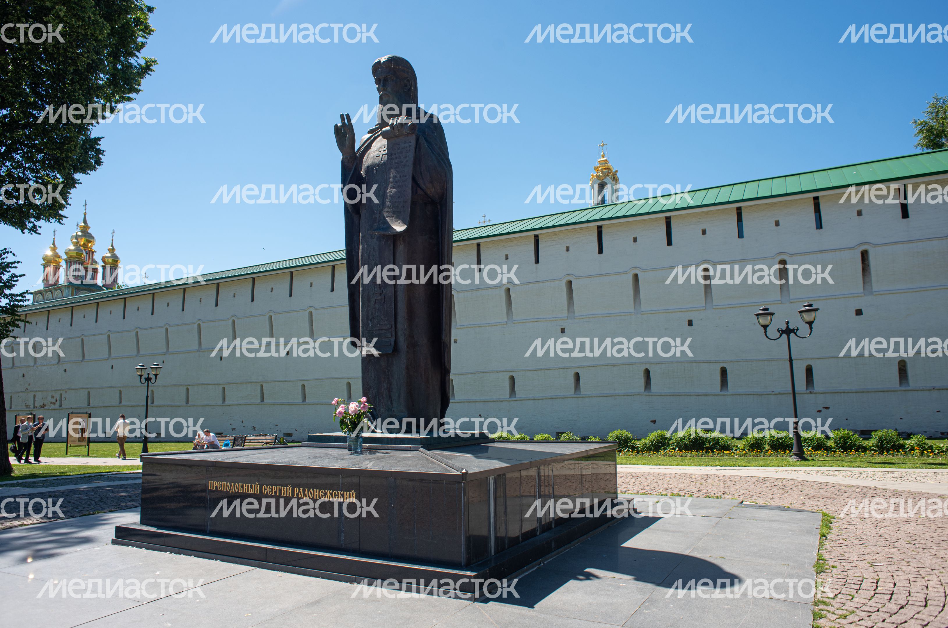 Летние виды Свято-Троицкой Сергиевой Лавры