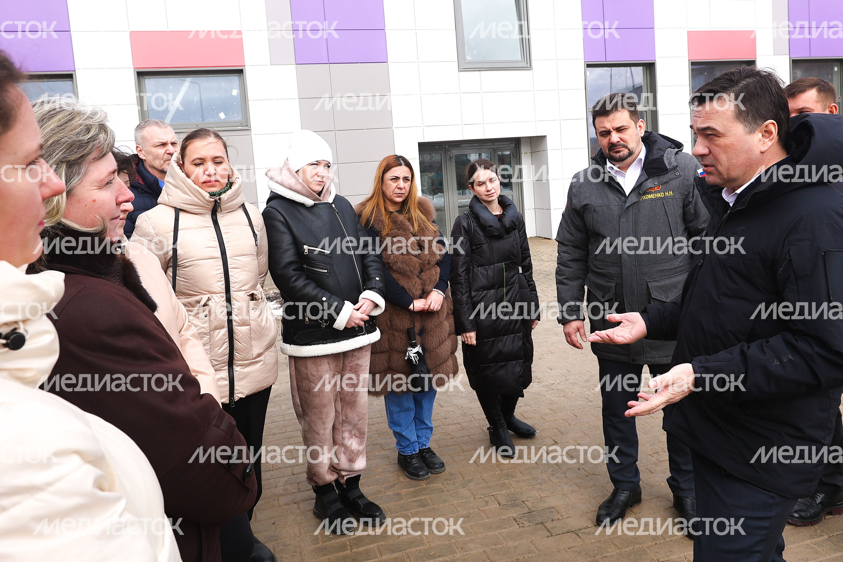 Проверка хода строительства школы в Тучкове Губернатором Подмосковья