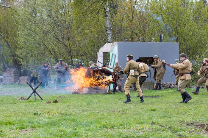 Военно-историческая реконструкция "Третий удар. Освобождение Крыма"