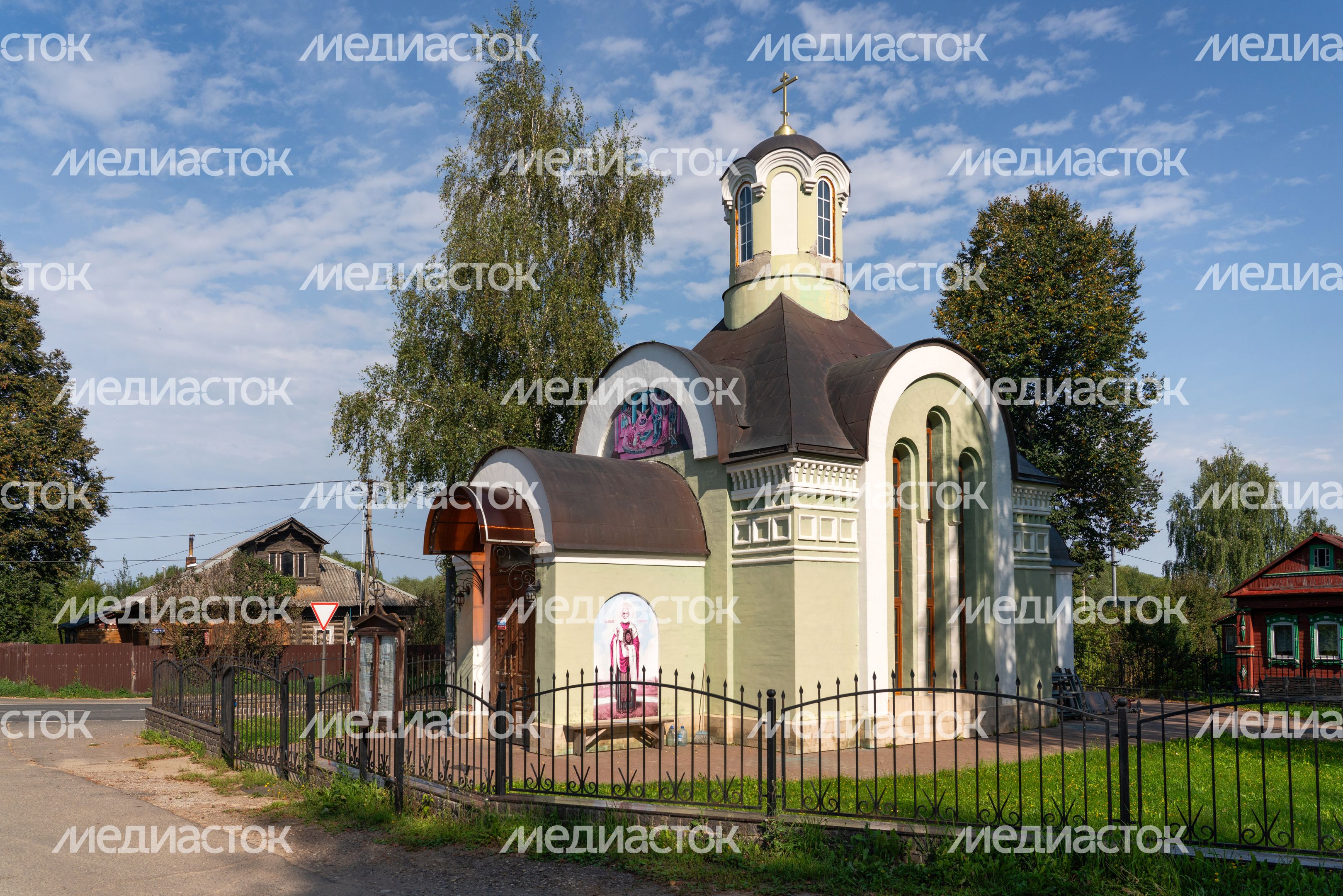 Церковь Троицы Живоначальной в селе Абрамцево Дмитровского округа Церковь Троицы Живоначальной в селе Абрамцево Дмитровского округа