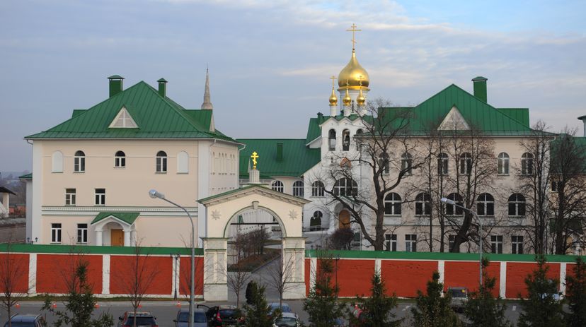 Старо-Голутвин мужской монастырь в Коломне
