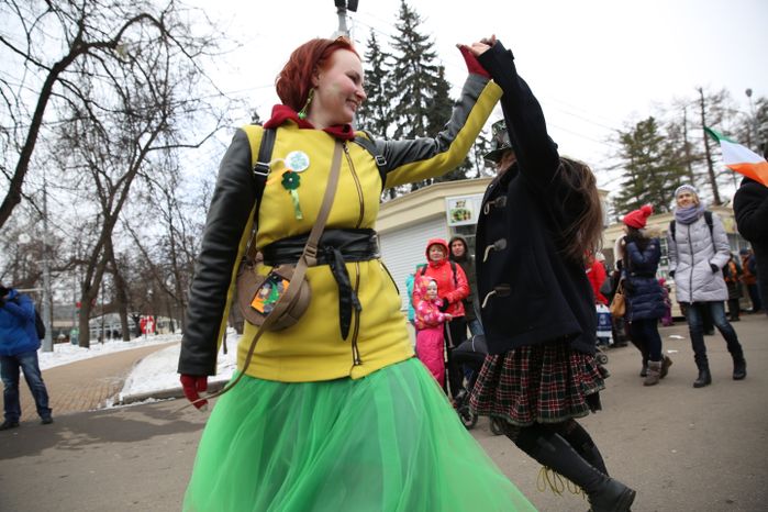 Парад в День Святого Патрика в Москве