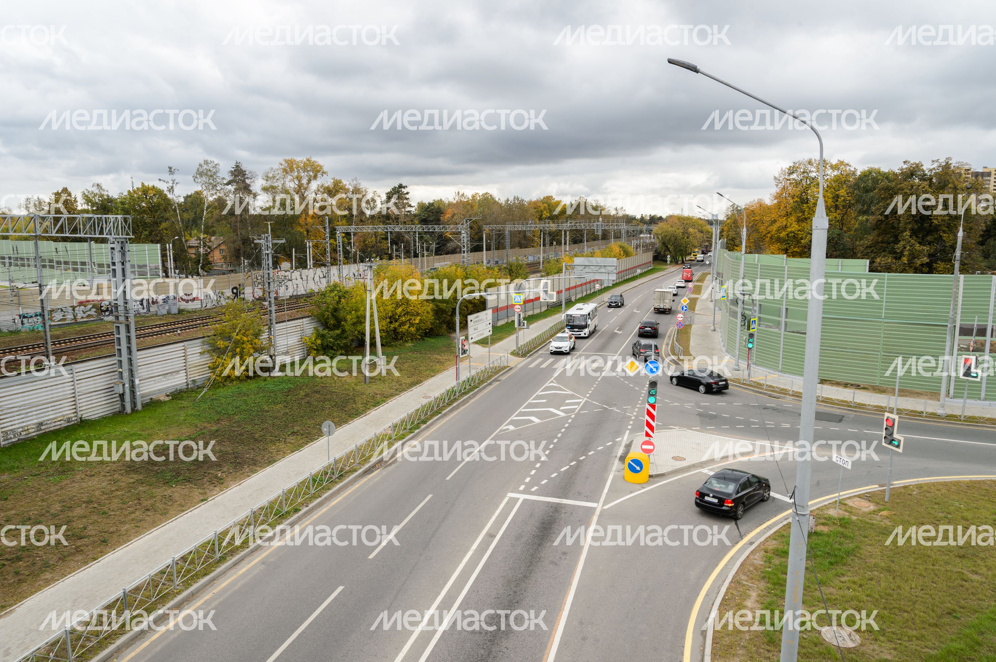 Мытищи. Путепровод на пересечении улиц Фрунзе и Мира Мытищи. Путепровод на пересечении улиц Фрунзе и Мира