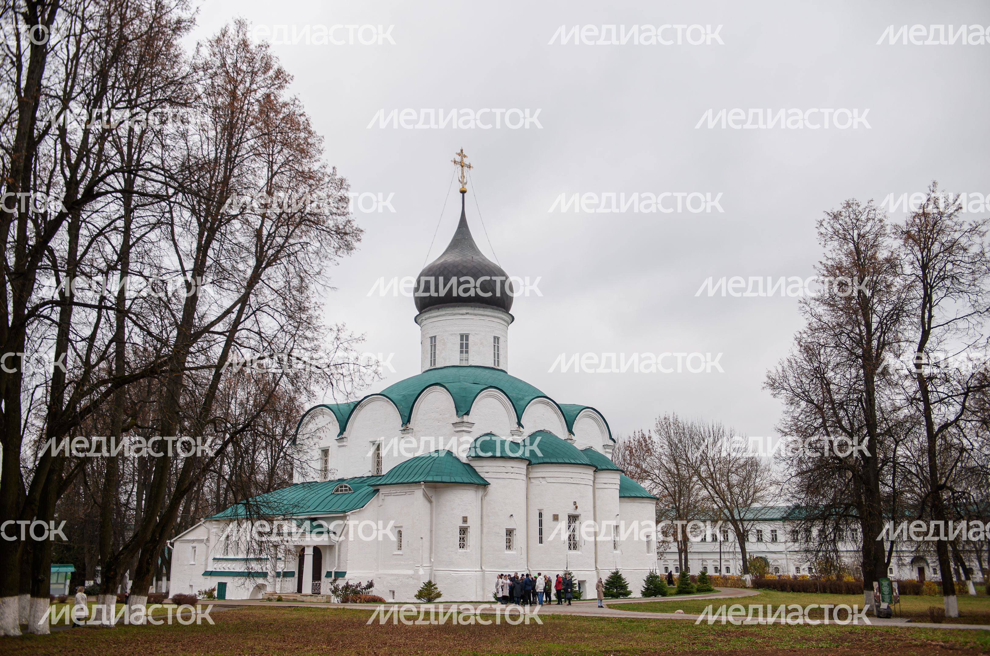 Осенние виды музея-заповедника «Александровская cлобода» Осенние виды музея-заповедника «Александровская cлобода»