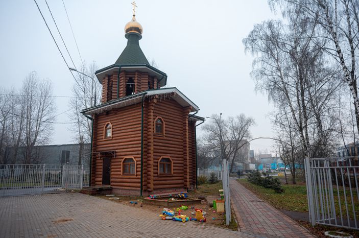 Осенние виды Храма во имя святых благоверных князей Петра и Февронии Муромских