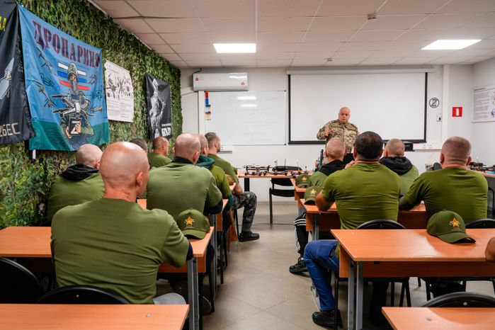 Учебный центр по подготовке операторов БПЛА в "Витязе"