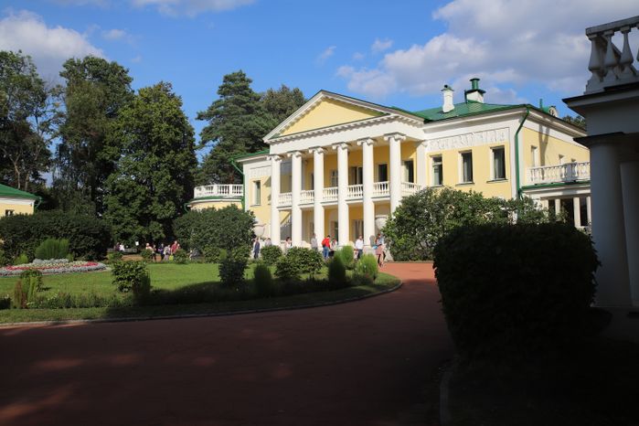 Горки Ленинские Усадьба