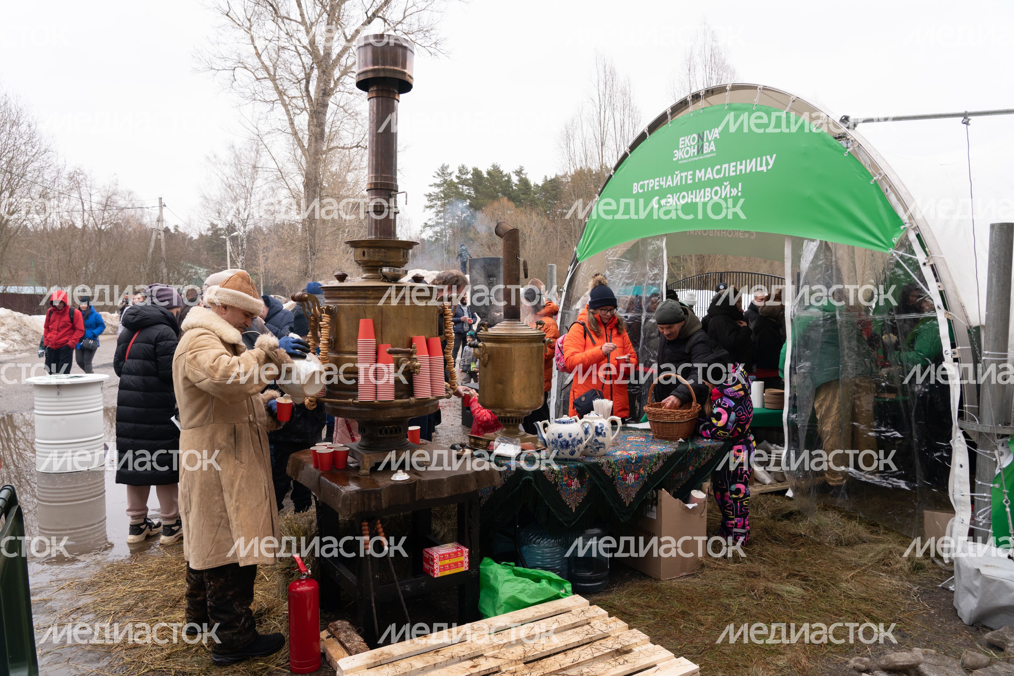 Масленица в парке "Захарово". Одинцовский округ