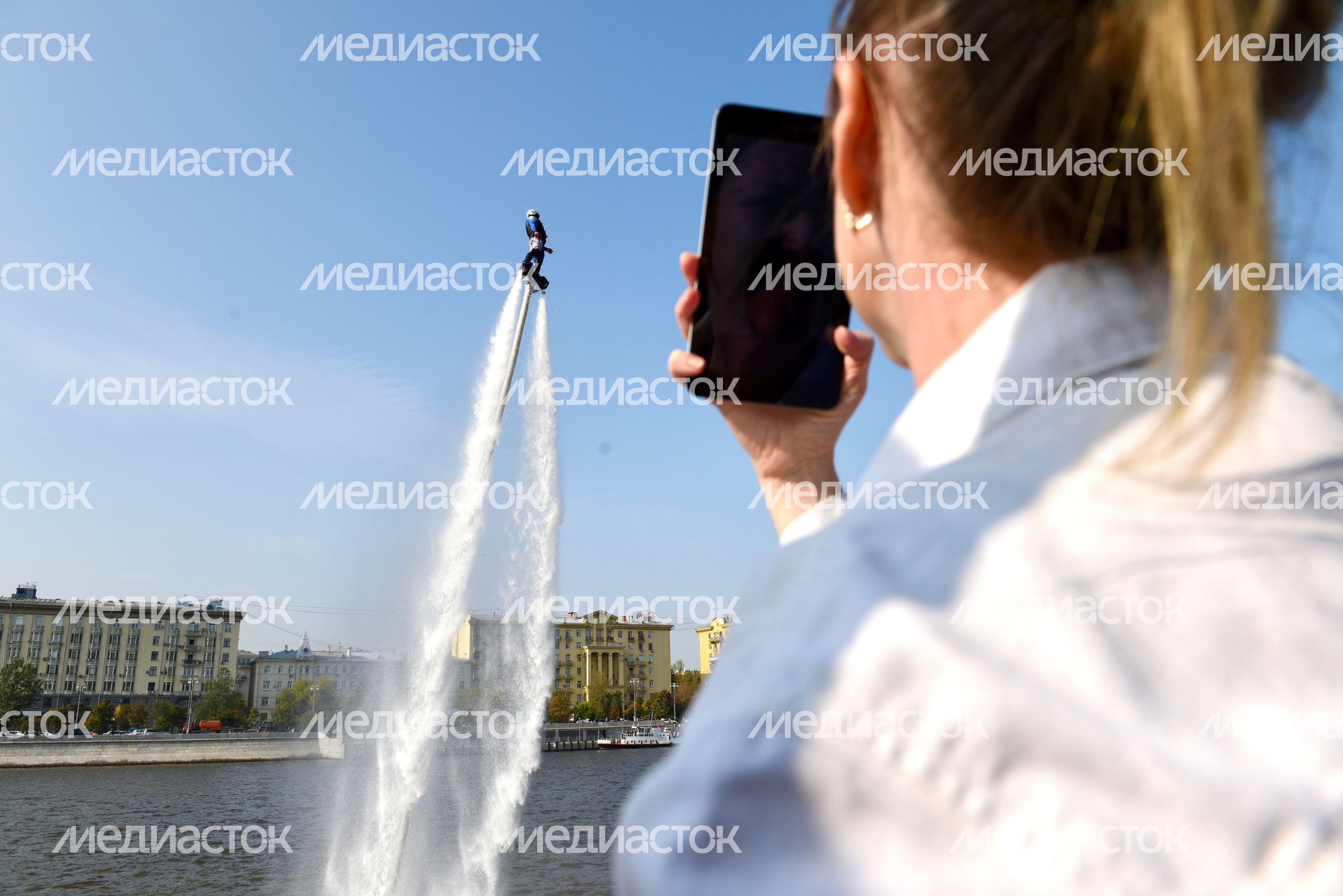 Осенний мотофестиваль в Москве Осенний мотофестиваль в Москве