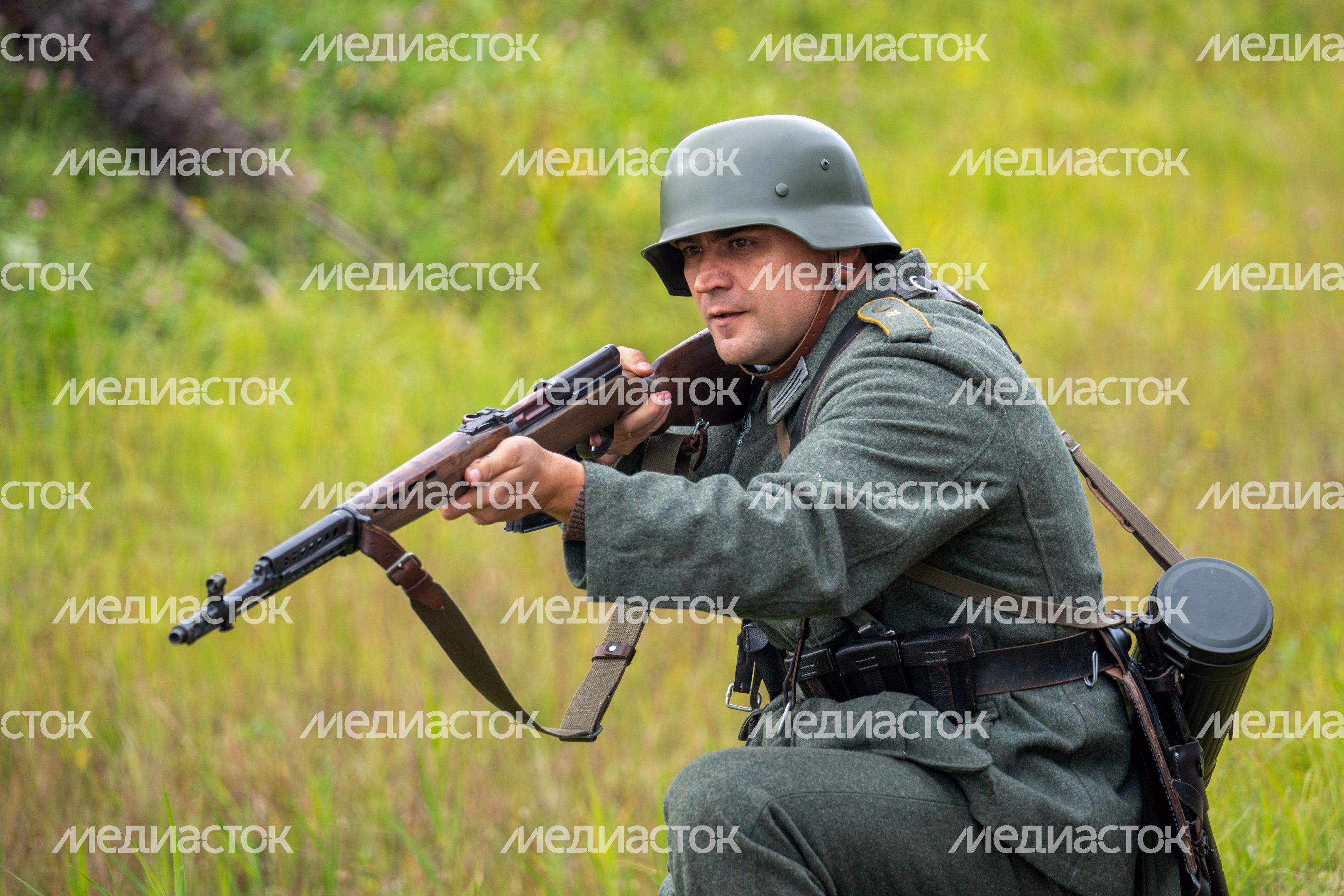 Военно-историческая реконструкция боя в День танкиста в парке «Патриот» Одинцовского округа