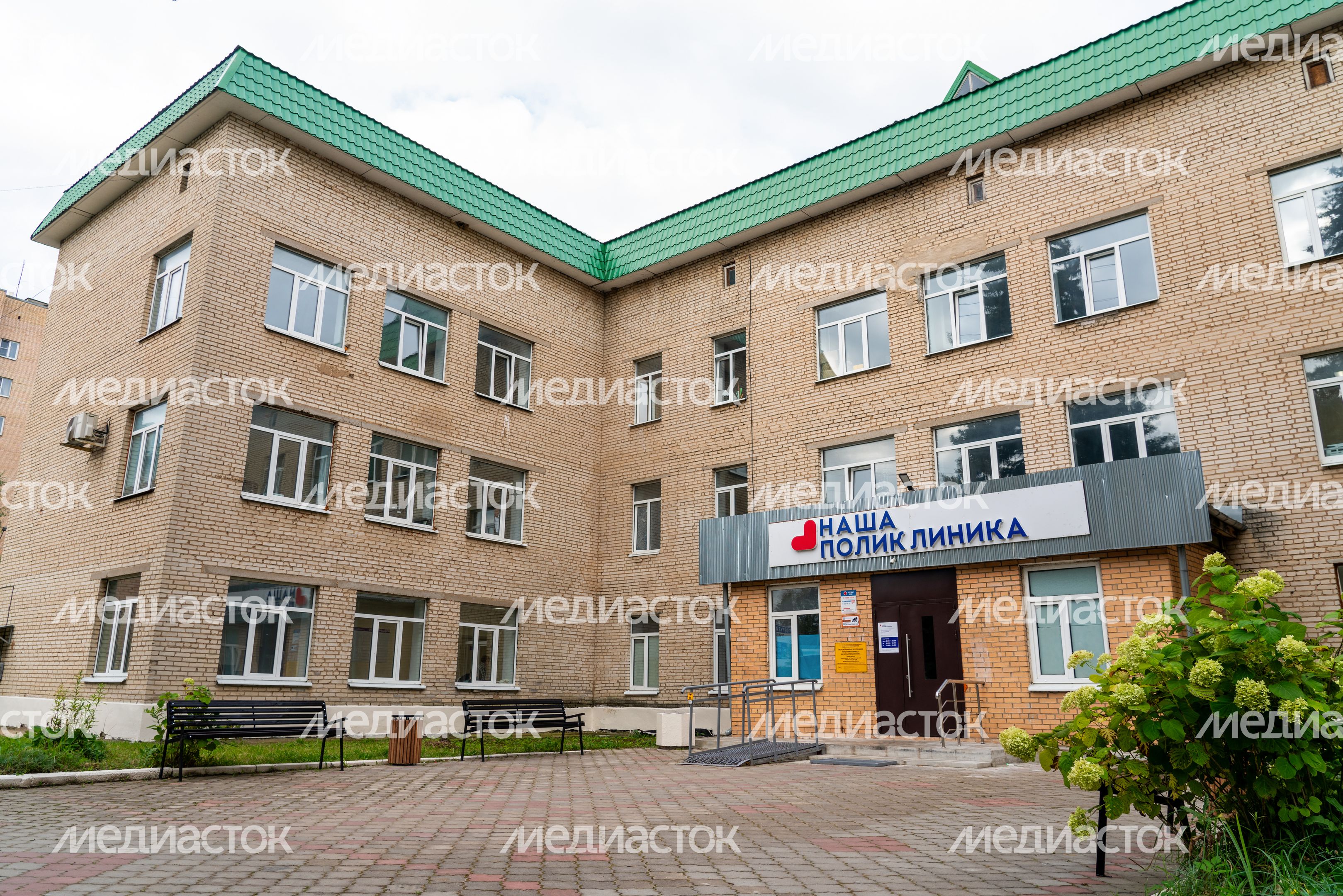 Взрослая поликлиника на улице Ново-Солдатской после капитального ремонта в Волоколамске