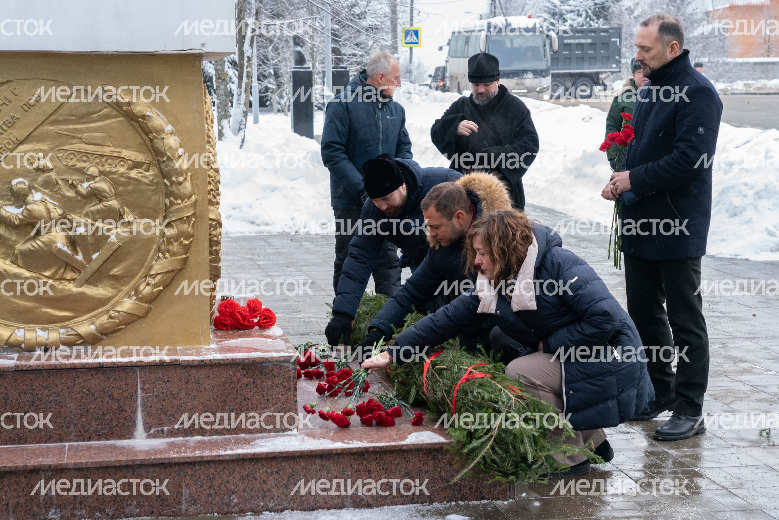 Красногорск. Митинг «Битва под Москвой» в деревне Нефедьево Красногорск. Митинг «Битва под Москвой» в деревне Нефедьево