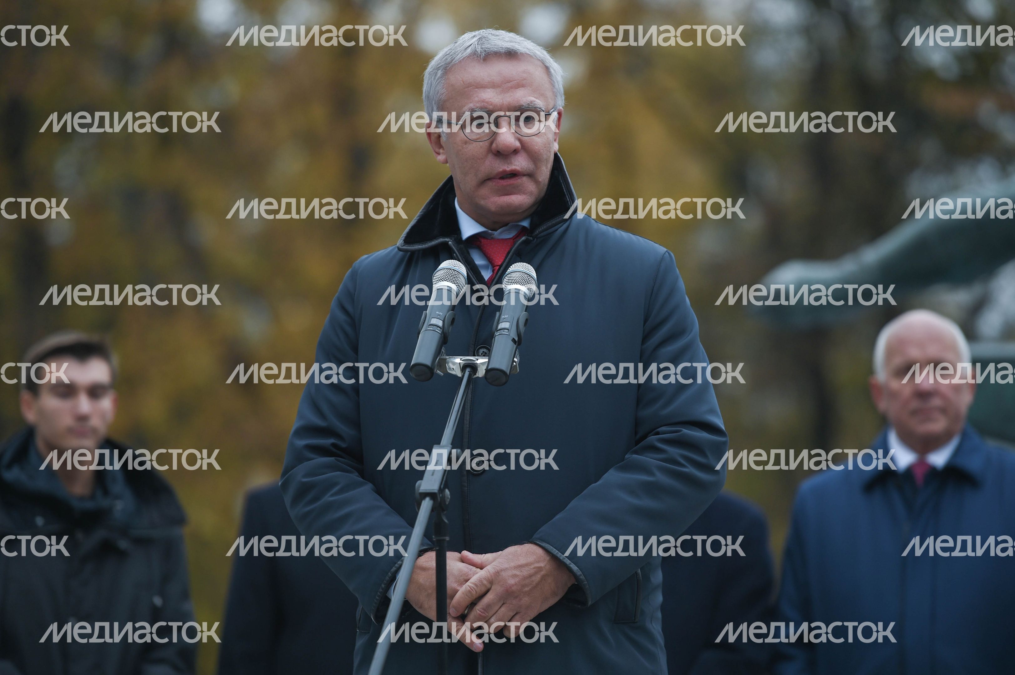 Открытие памятника легенде хоккея Валерию Харламову в «Лужниках»