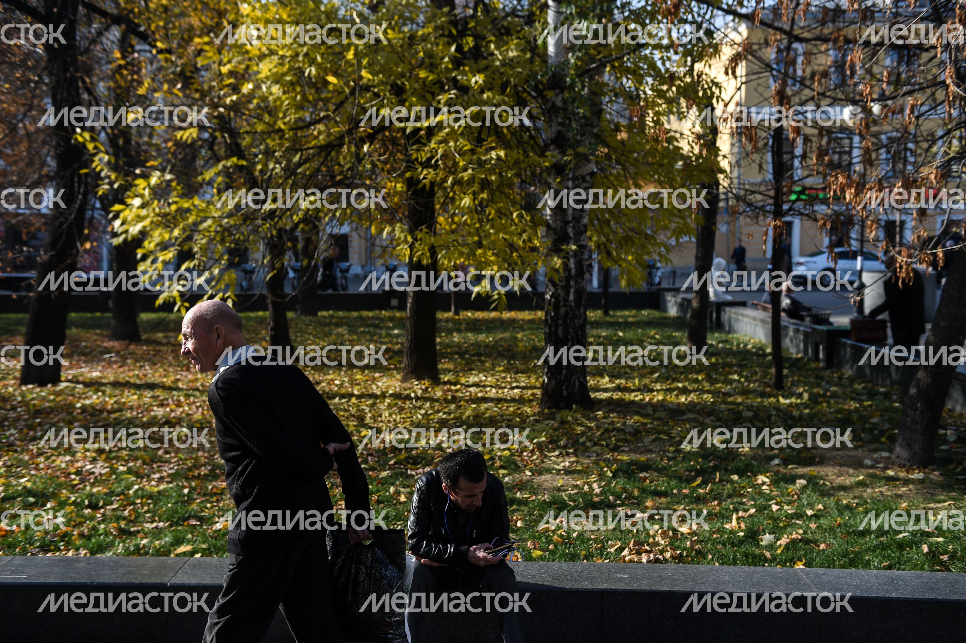 Пенсионеры в Москве