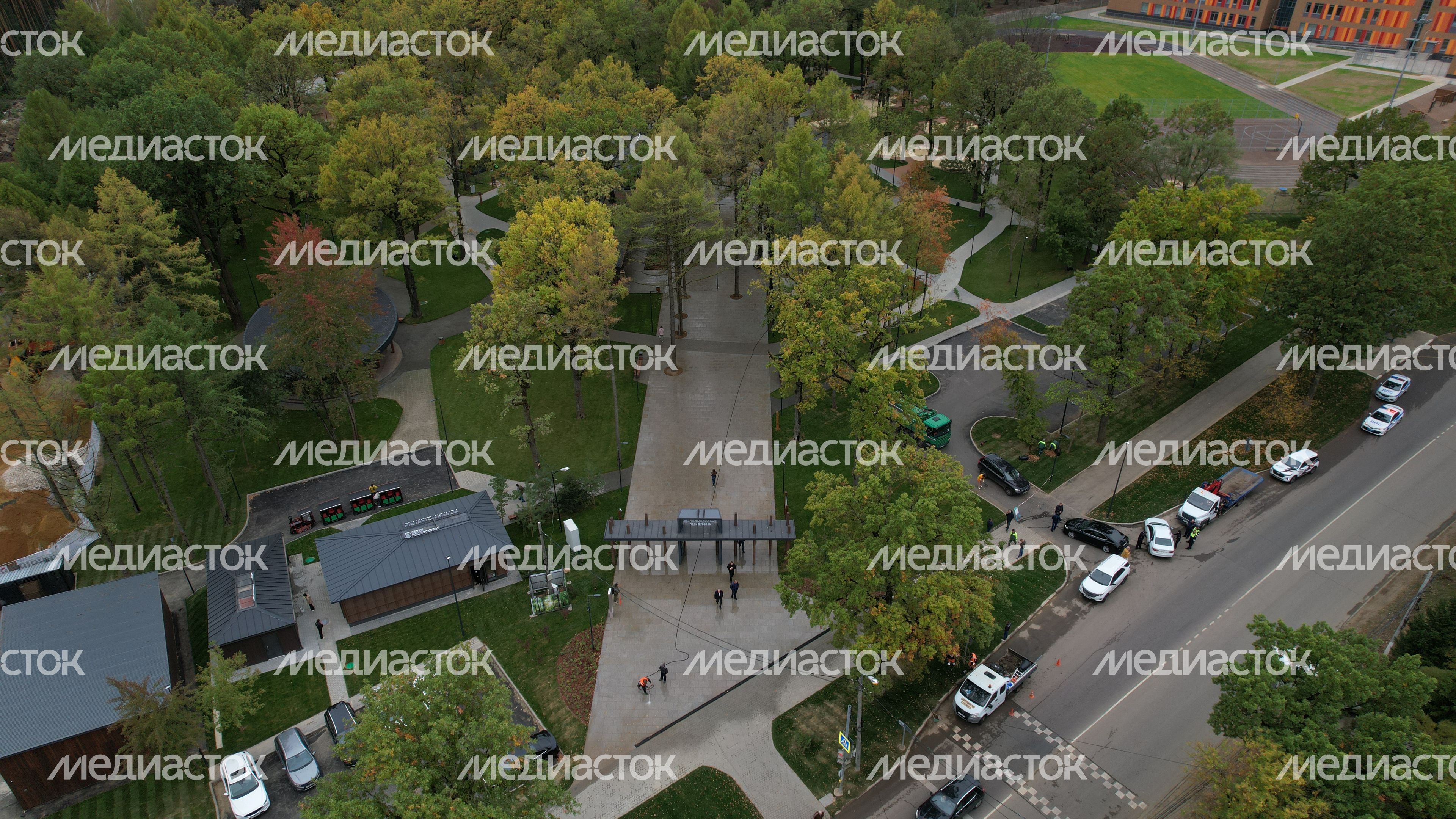 В Подольске завершается благоустройство лесопарка "Дубрава" В Подольске завершается благоустройство лесопарка "Дубрава"