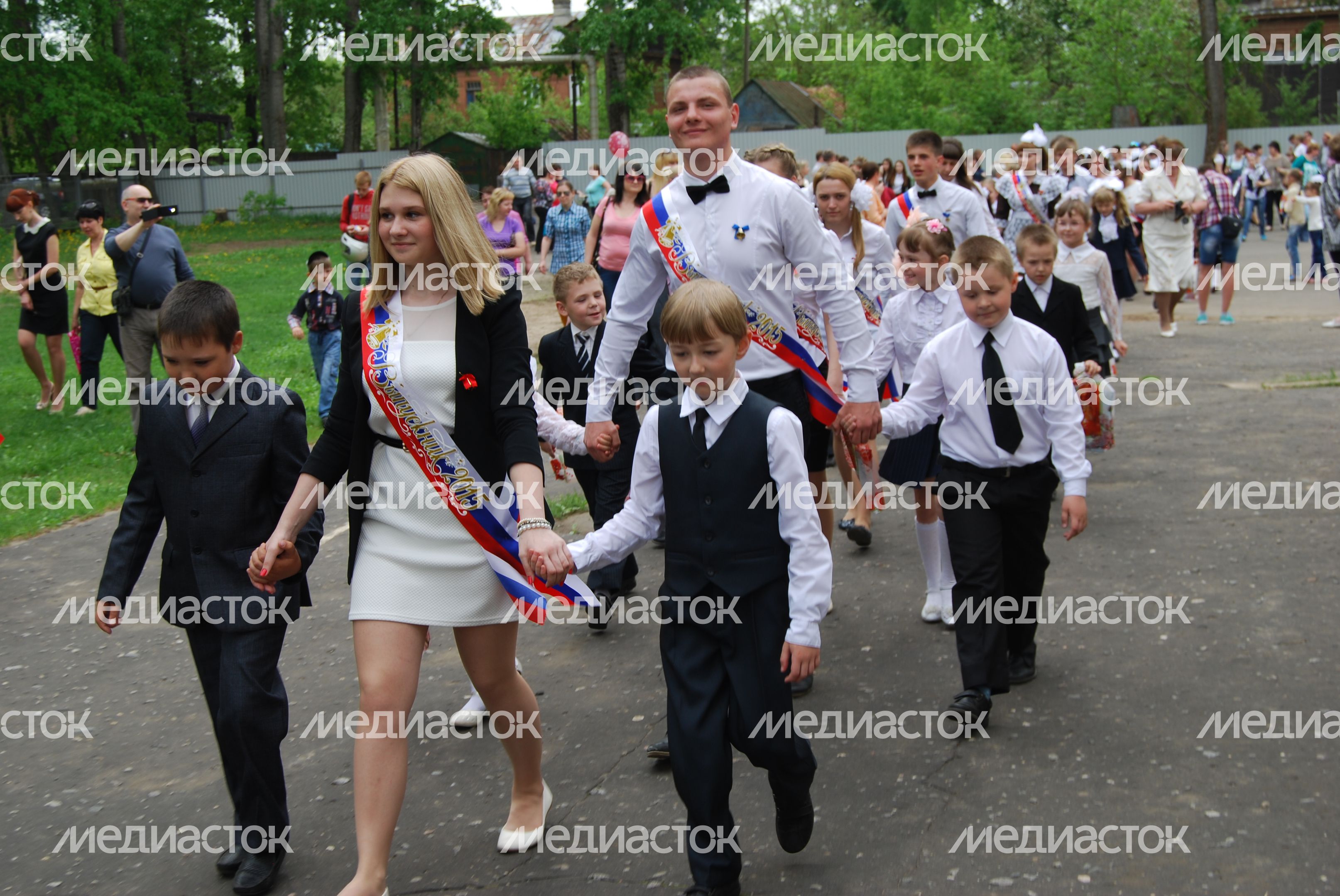 Последний звонок в Рошале