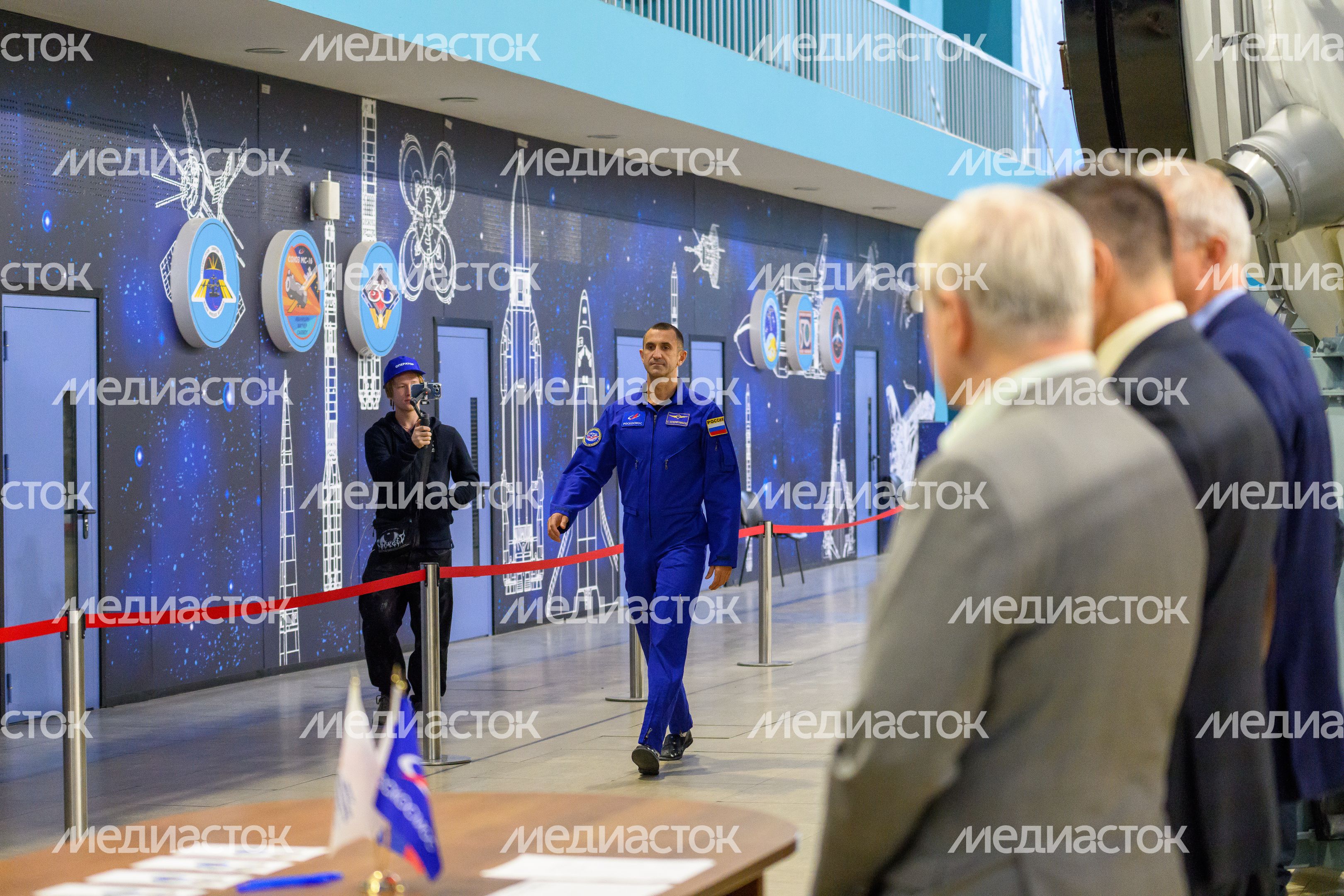 Космонавт Роскосмоса Сергей Тетерятников на комплексной тренировке в Центре подготовки космонавтов Звездного городка Космонавт Роскосмоса Сергей Тетерятников на комплексной тренировке в Центре подготовки космонавтов Звездного городка