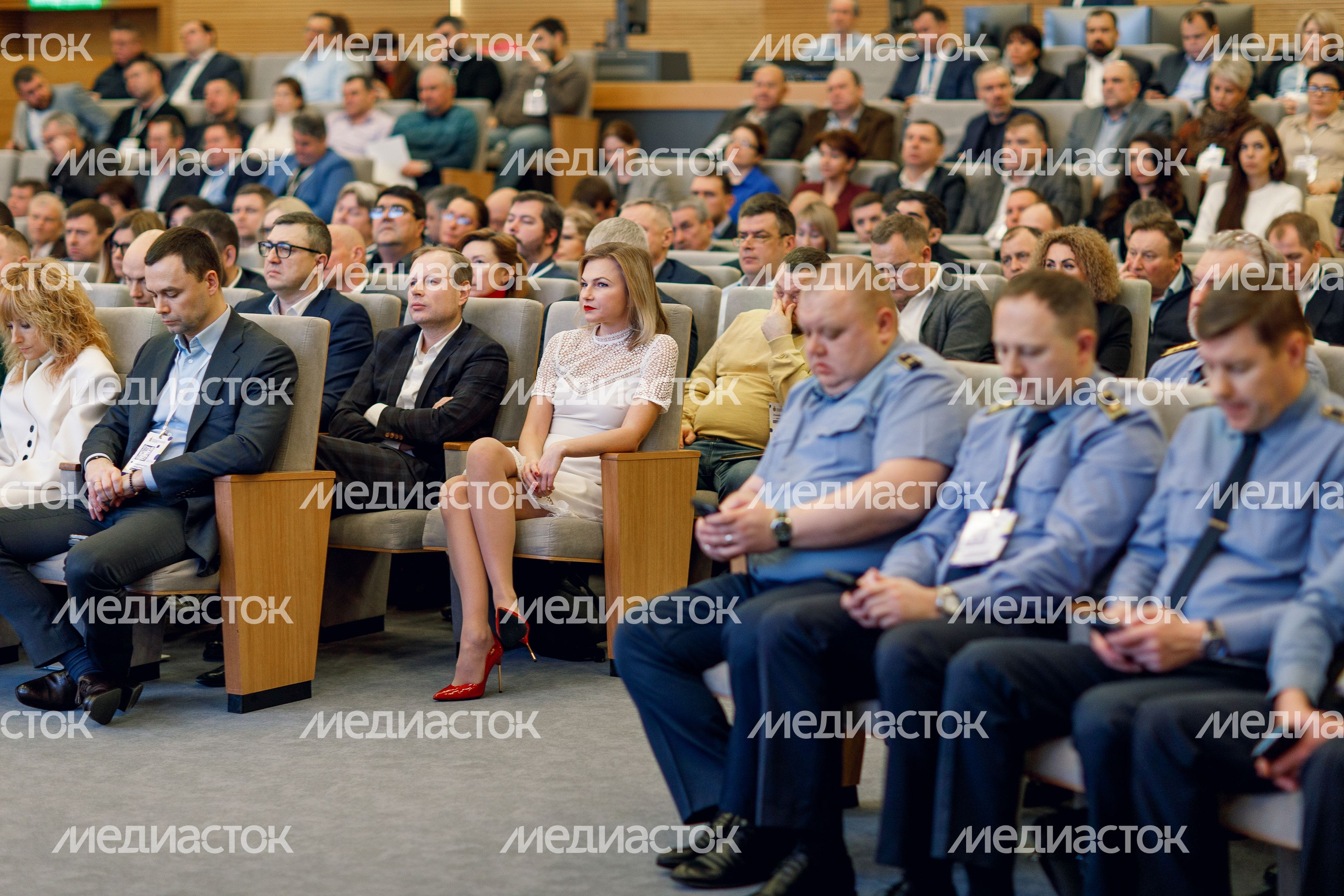 Стратегическая сессия «Комфортный дом — современные решения» Минчистоты Московской области в Красногорске Стратегическая сессия «Комфортный дом — современные решения» Минчистоты Московской области в Красногорске