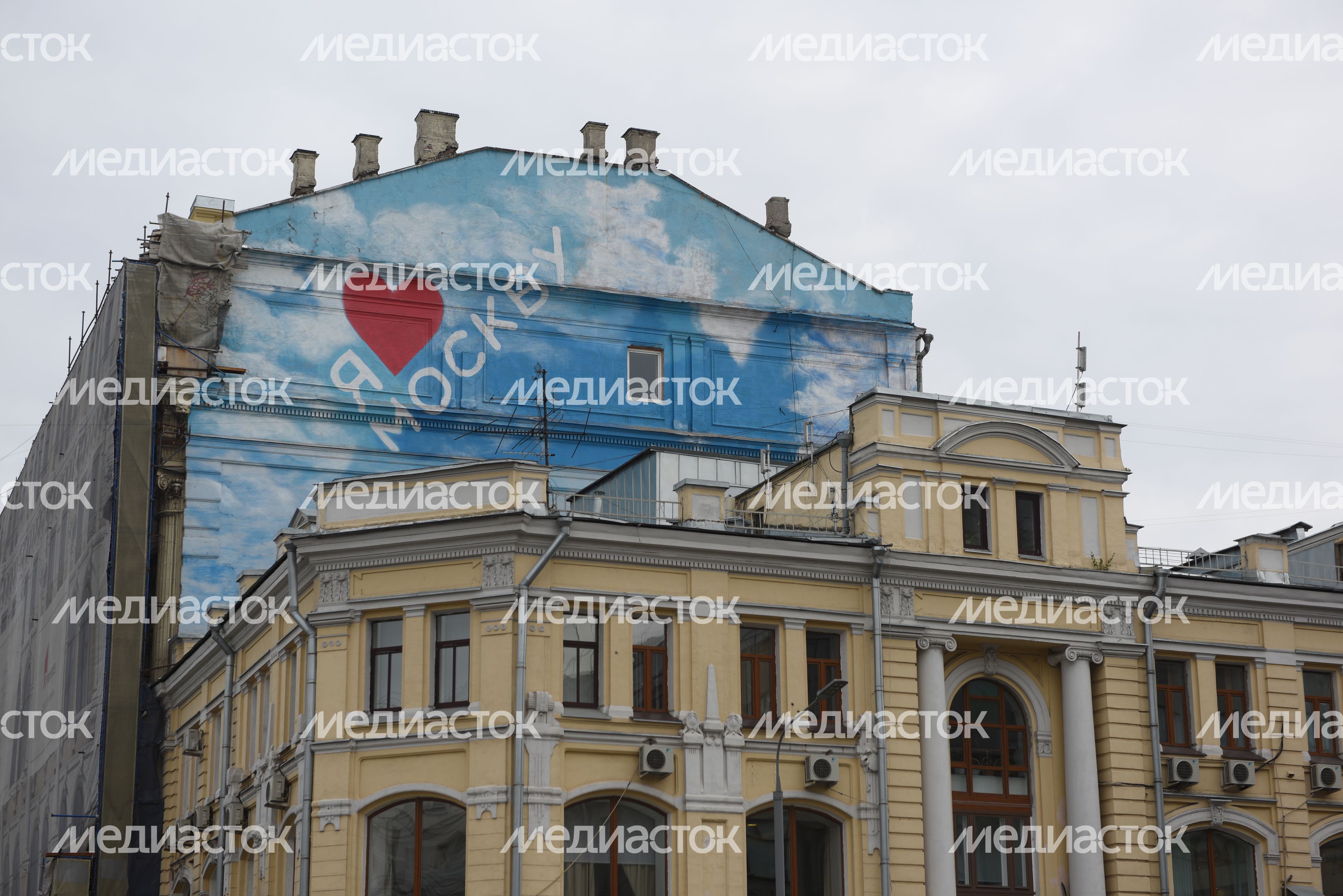 Граффити на улицах Москвы