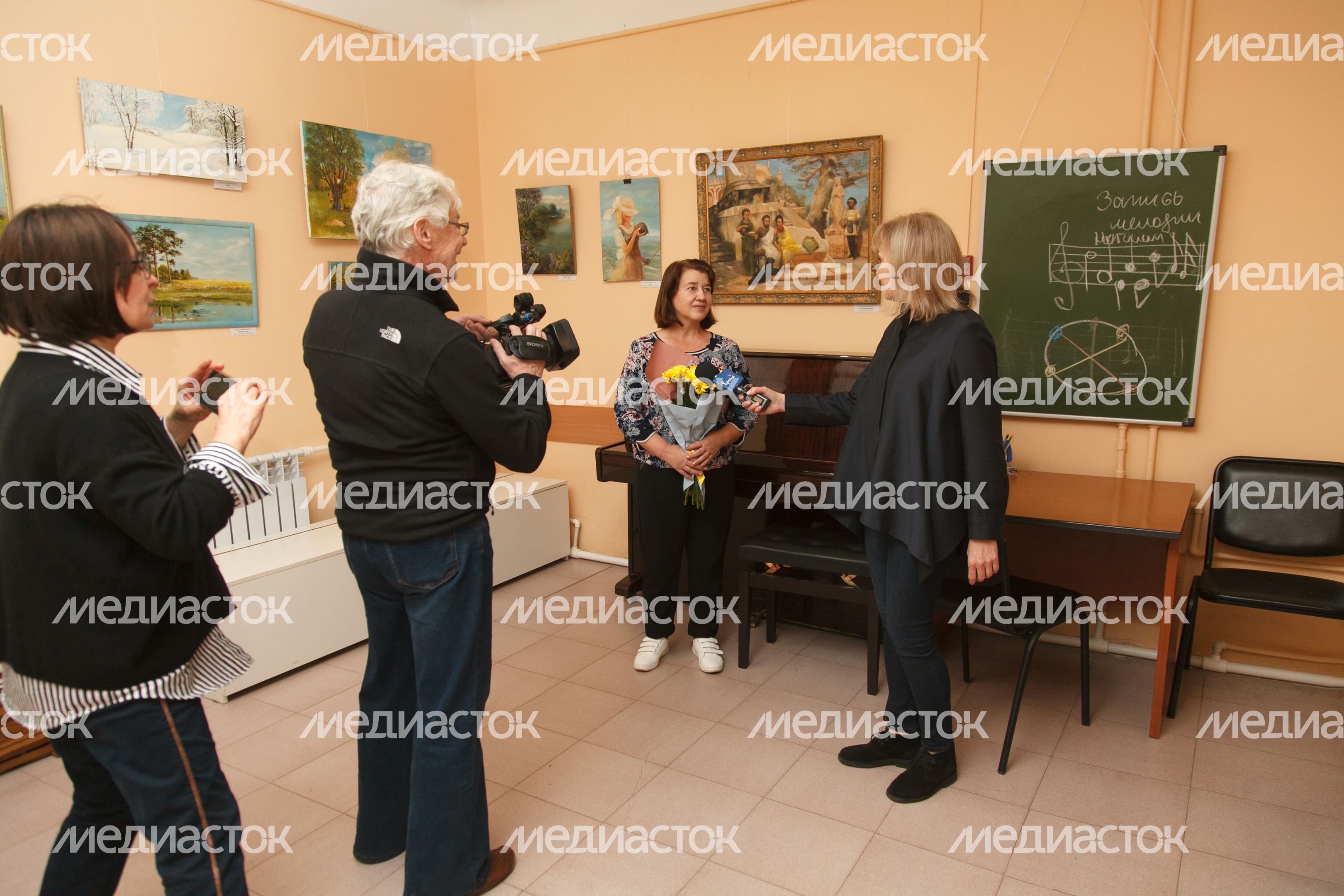 Дзержинский. МАУК «Культурно-эстетический центр». Выставки Дзержинский. МАУК «Культурно-эстетический центр». Выставки