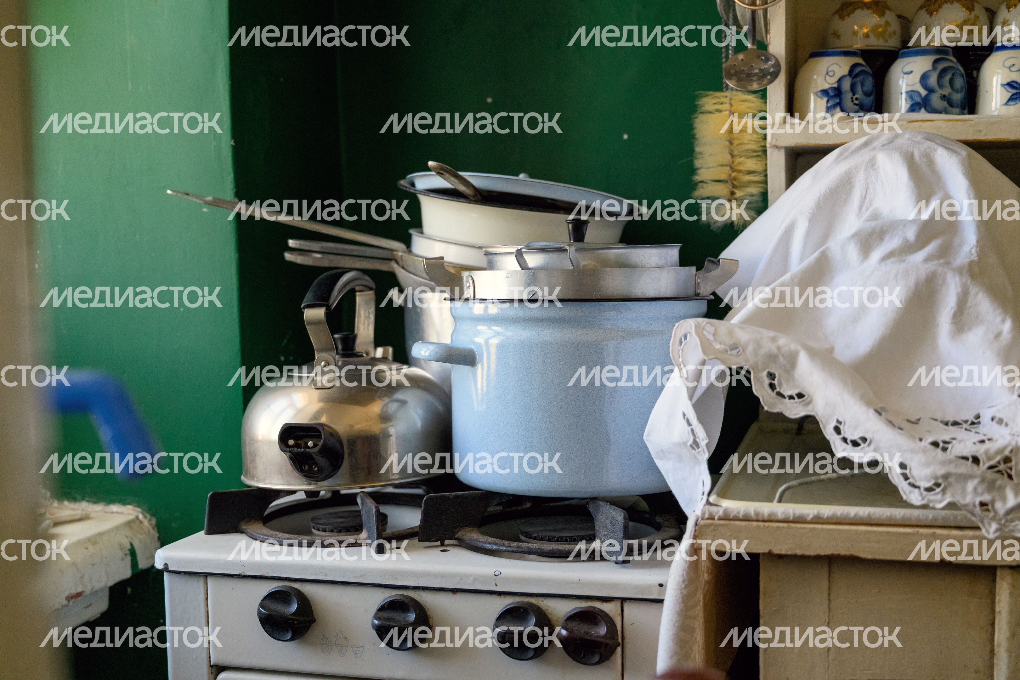 Быт коммунальной квартиры в СССР в музее-резиденции «Арткоммуналка. Ерофеев и другие» в Коломне Быт коммунальной квартиры в СССР в музее-резиденции «Арткоммуналка. Ерофеев и другие» в Коломне