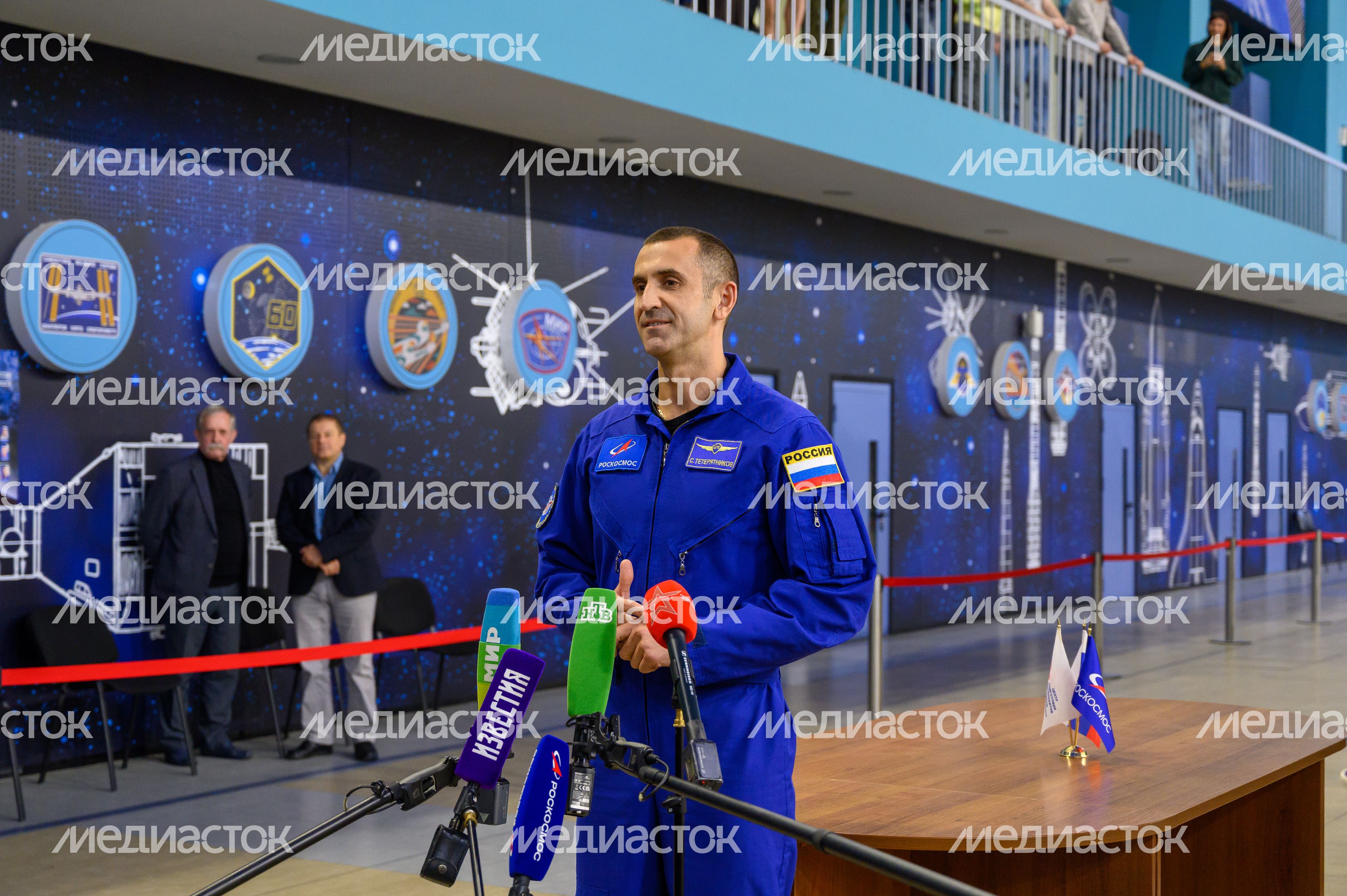 Космонавт Роскосмоса Сергей Тетерятников на комплексной тренировке в Центре подготовки космонавтов Звездного городка Космонавт Роскосмоса Сергей Тетерятников на комплексной тренировке в Центре подготовки космонавтов Звездного городка