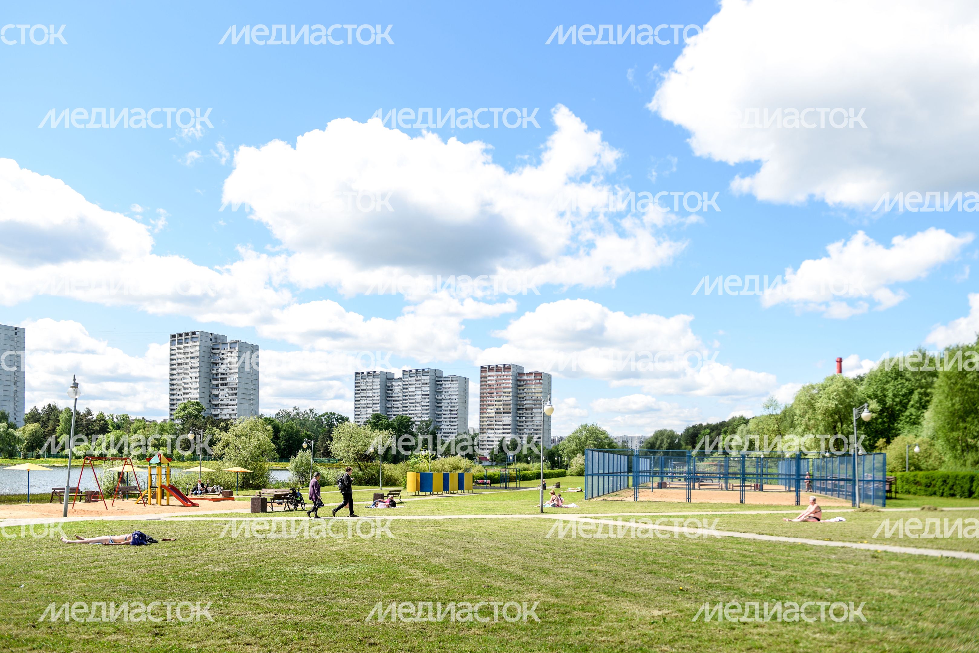 Школьное озеро
