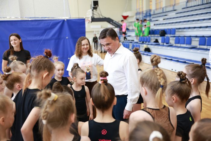 Андрей Воробьев посетил ФОК "Арсенал" в Можайском муниципальном округе