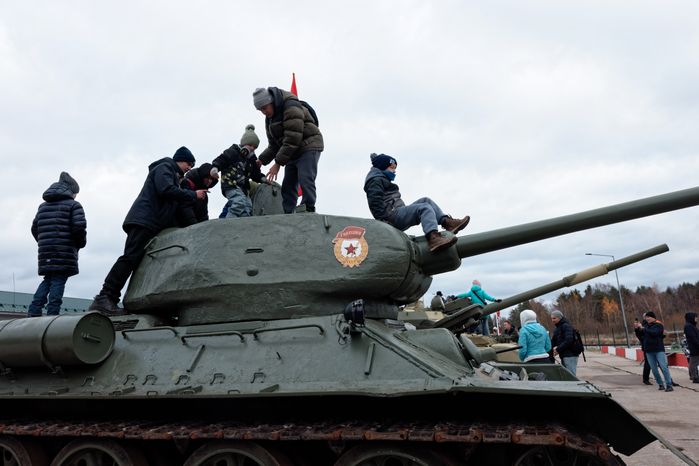 10-летие Центрального парка «Патриот» в танковом музее
