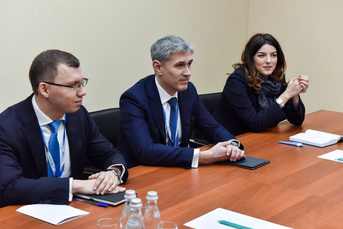 Встреча представителей правительства Подмосковья и компаний Метро и Mars прошла в рамках форума в Сочи