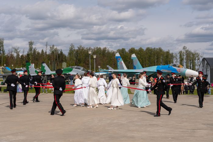 День Победы в Центральном парке "Патриот". Кадетский бал