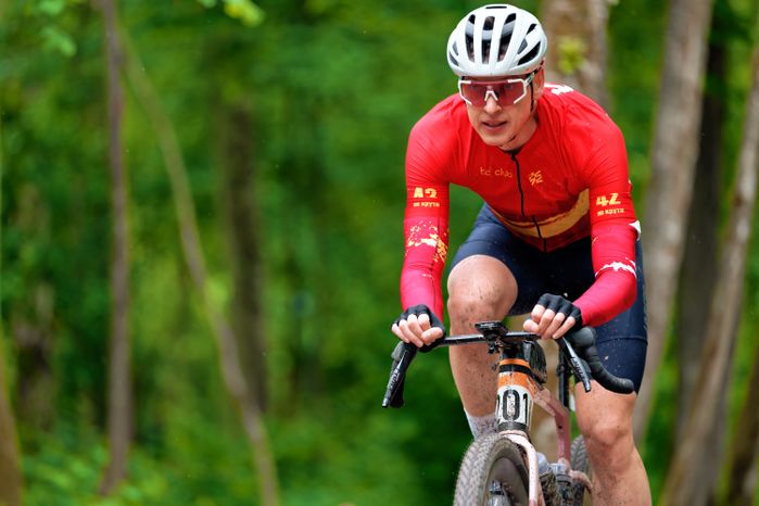 Первый велозаезд серии Gran Fondo Gravel Race в парке Малевича Одинцовского округа