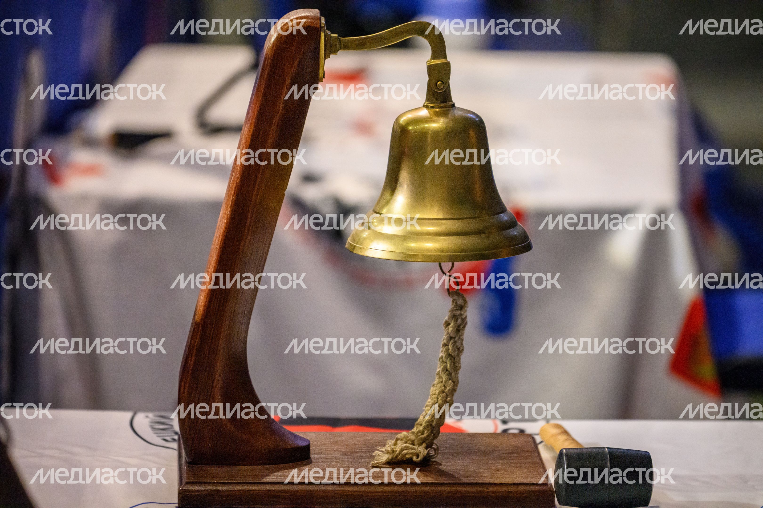 Судейский гонг на Всероссийских соревнованиях по боксу в Люберцах Судейский гонг на Всероссийских соревнованиях по боксу в Люберцах