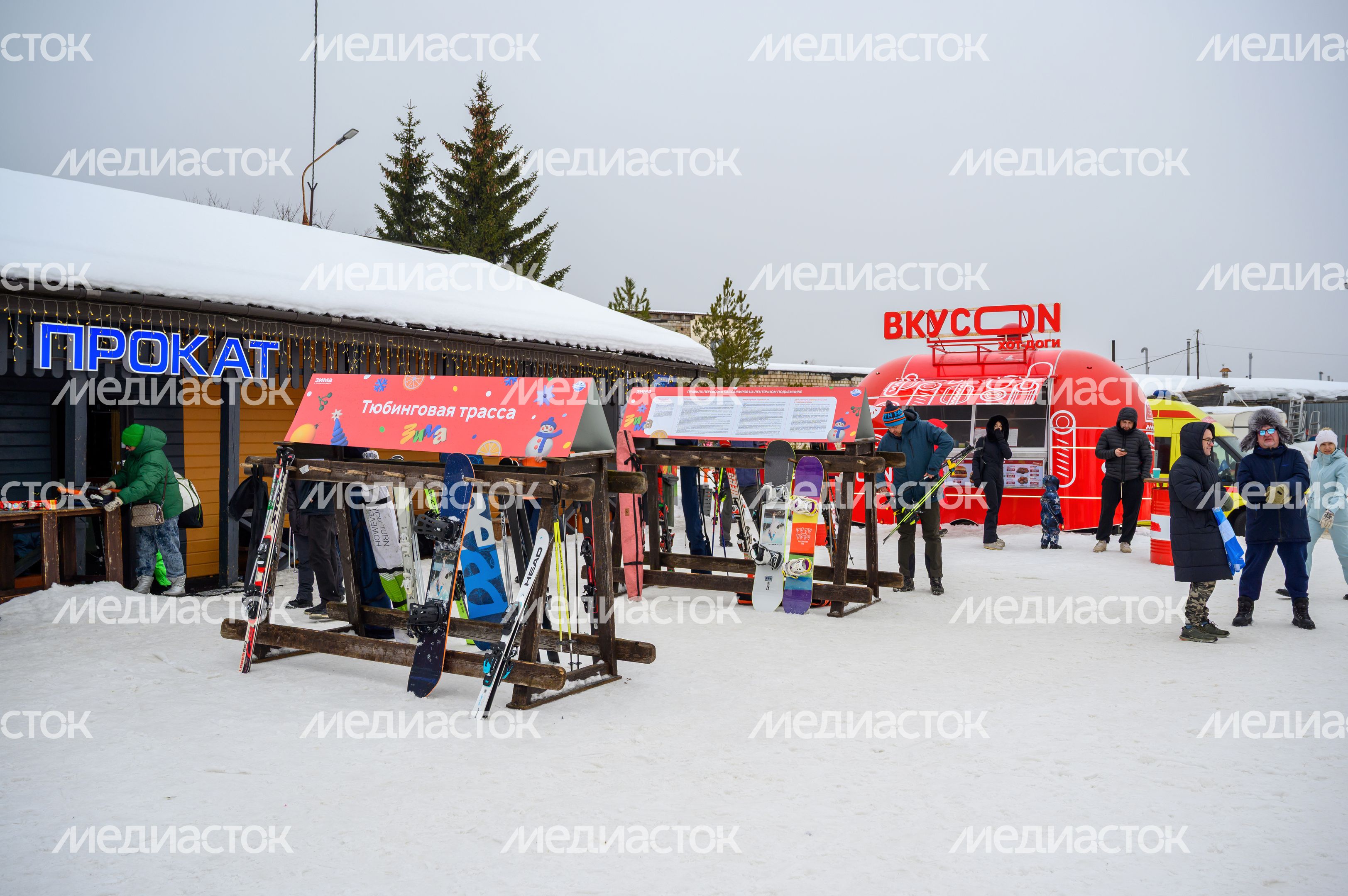Прокат на горнолыжном курорте «Красная горка» в Подольске Прокат на горнолыжном курорте «Красная горка» в Подольске