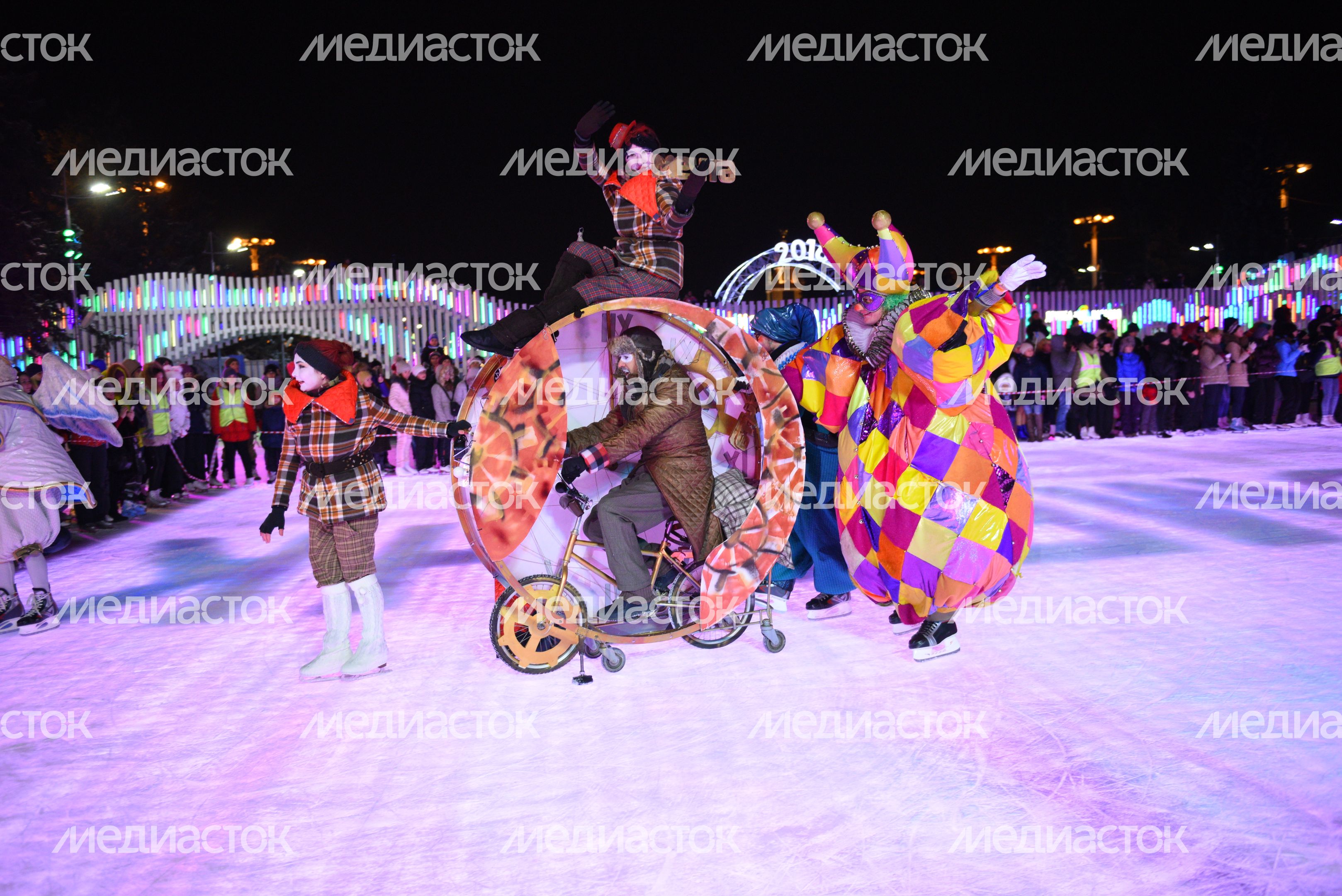 Открытие катка на ВДНХ в Москве