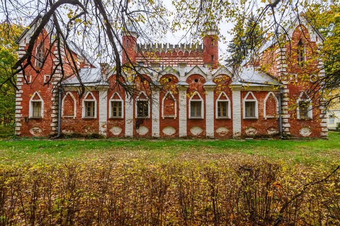 Дом причта в усадьбе Суханово Ленинского округа