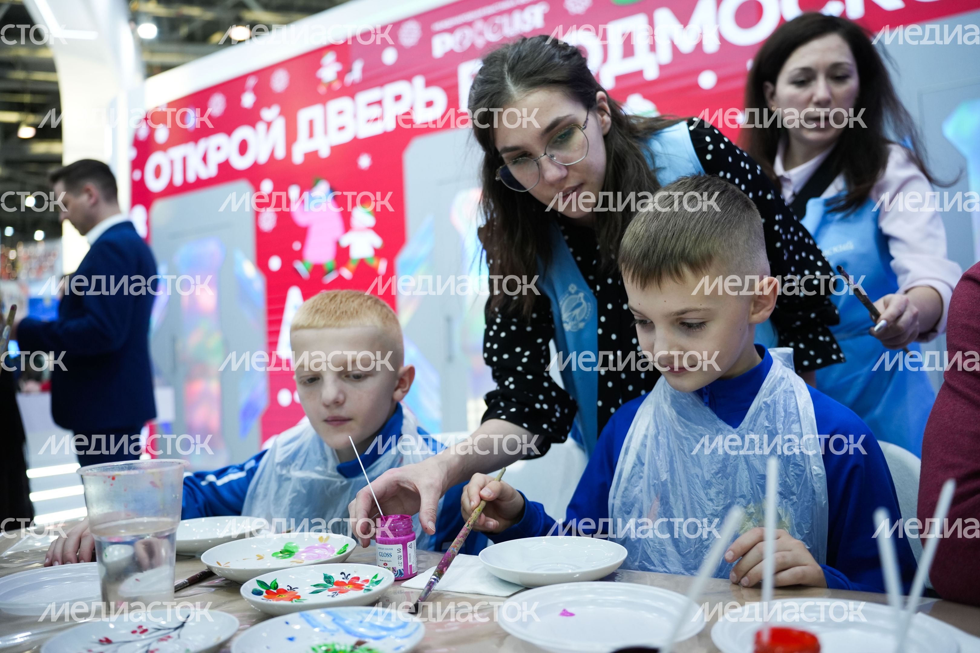 Открытие форума «Родные - Любимые» на выставке «Россия»