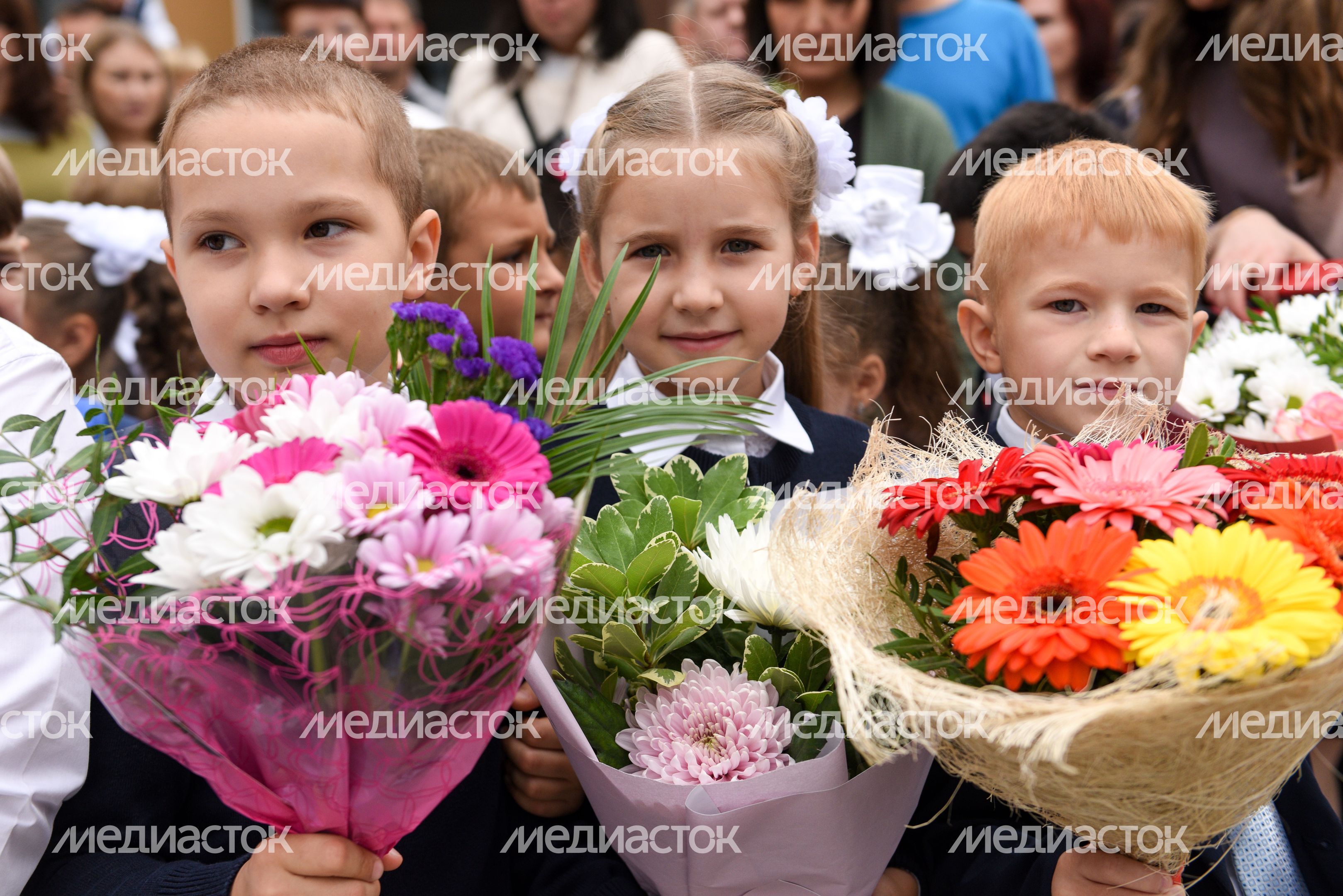 День знаний в общеобразовательной школе № 8 в городском округе Балашиха