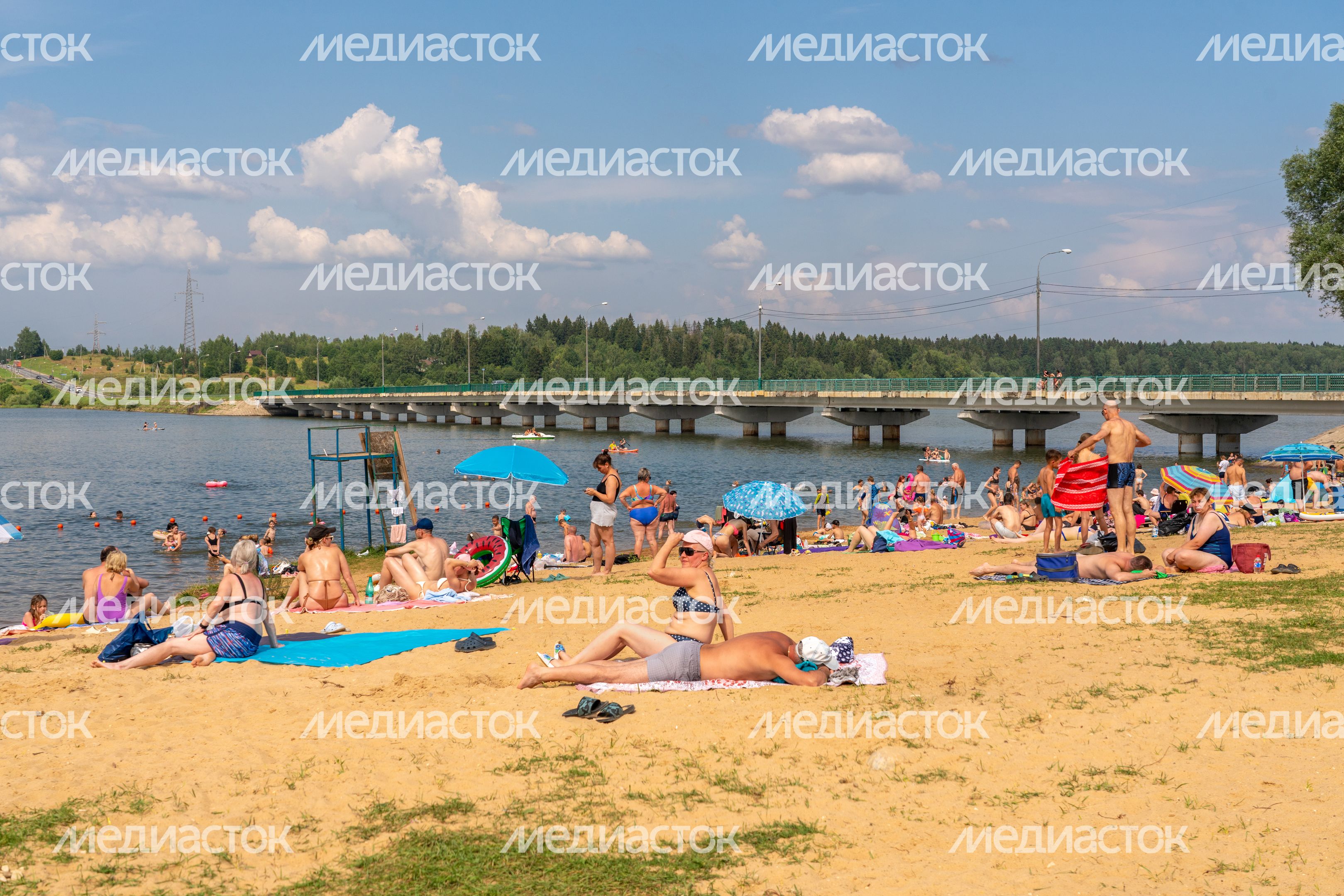 «Ice пляж» на Озеринском водохранилище в Рузе «Ice пляж» на Озеринском водохранилище в Рузе