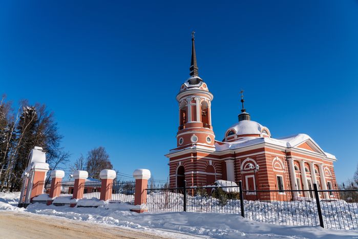 Храм Рождества Христова усадьбы Рождествено-Кутайсовых в селе Рождествено в округе Истра