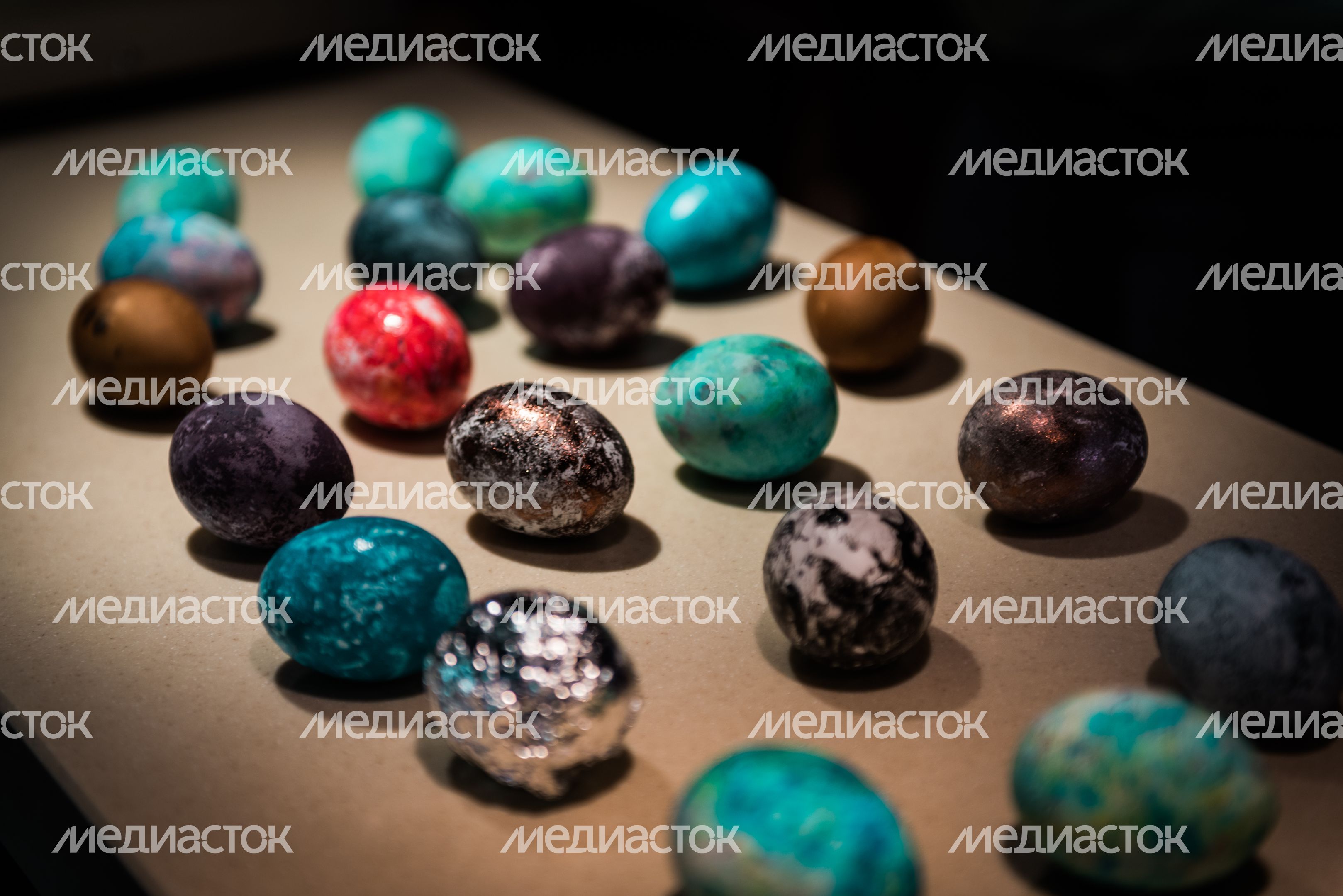 Эксперимент РИАМО по окраске яиц к Пасхе