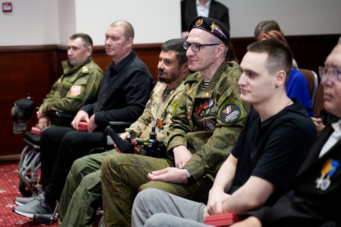 Вручение ключей от автомобилей ветеранам СВО и семьям погибших Героев