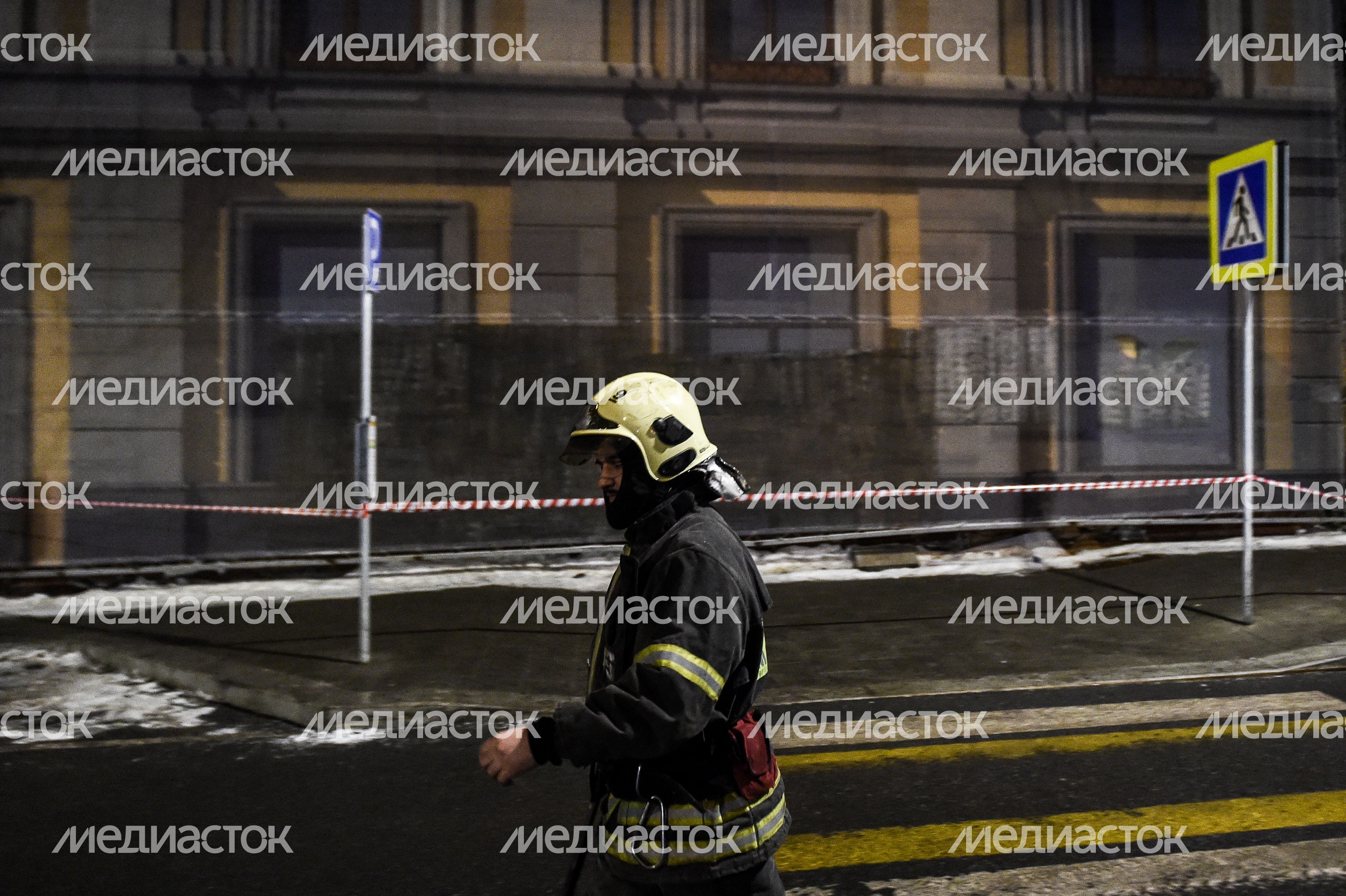 Обрушение кровли реконструируемого здания центре Москвы