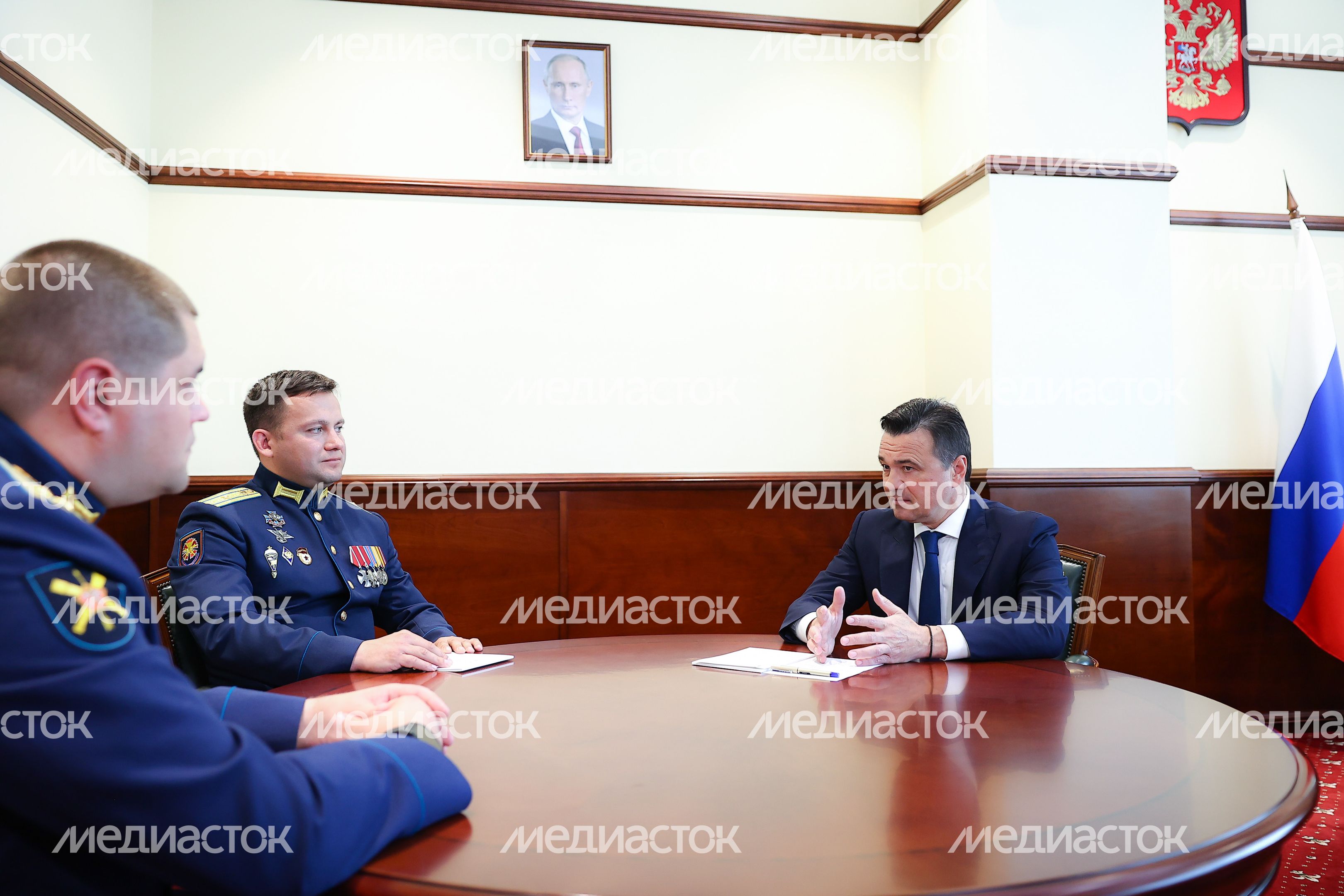 Губернатор встретился  с участниками президентской программы «Время героев»